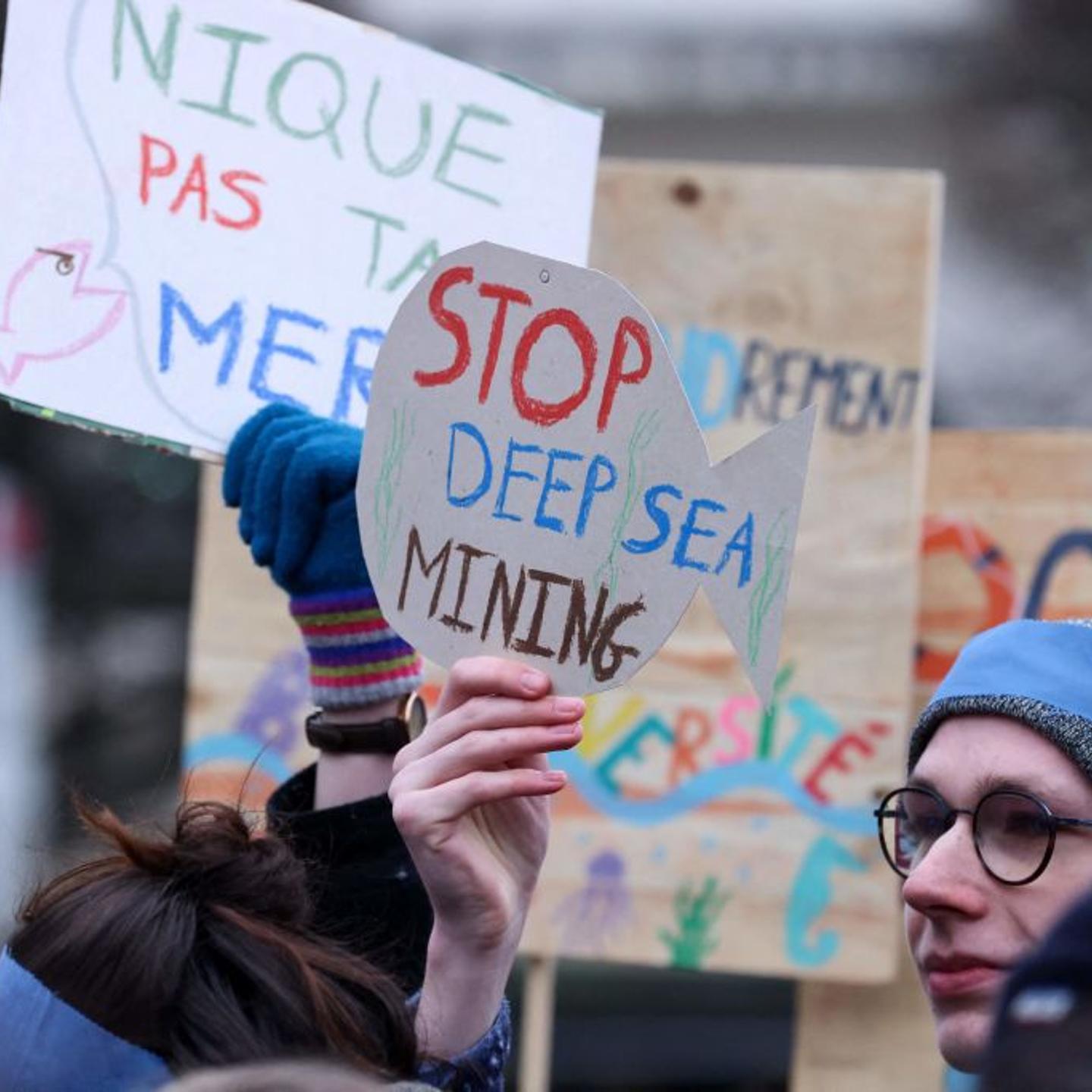 BELGIUM-ENVIRONMENT-CLIMATE-DEMO-SEA