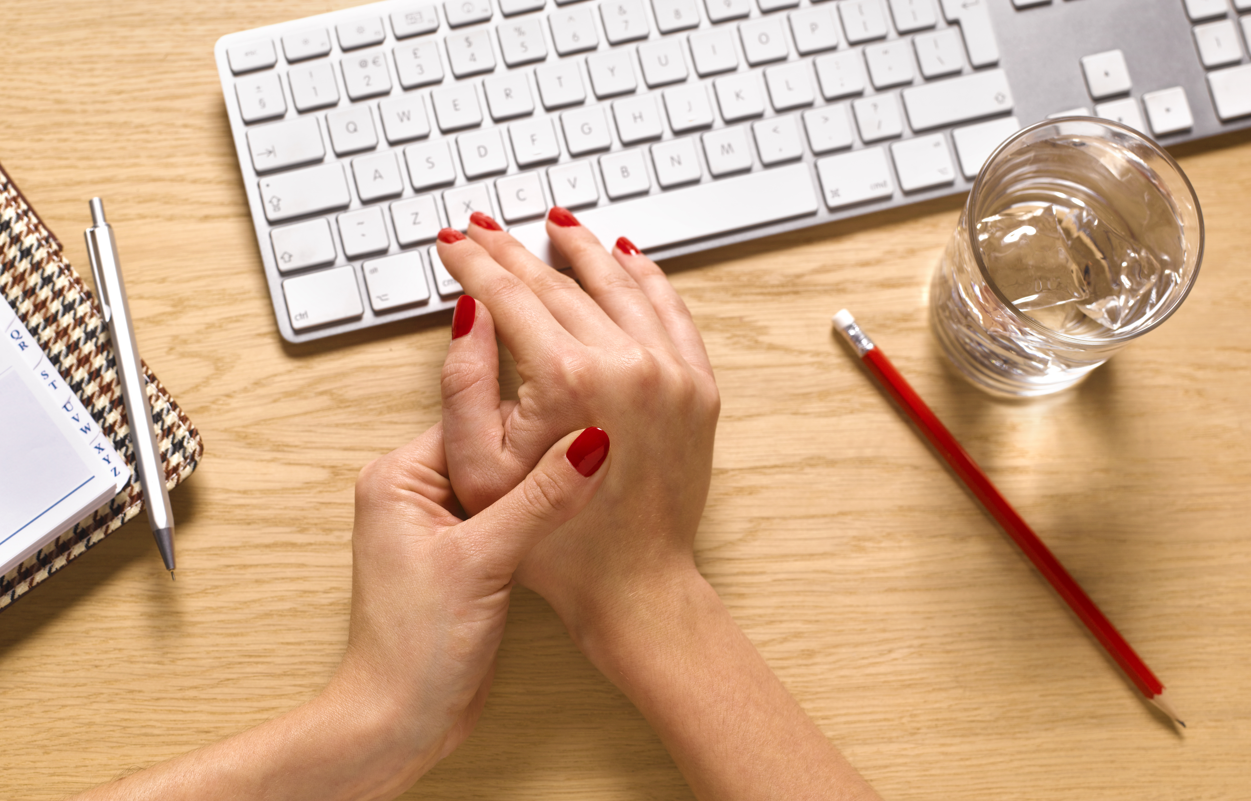 hands on keyboard