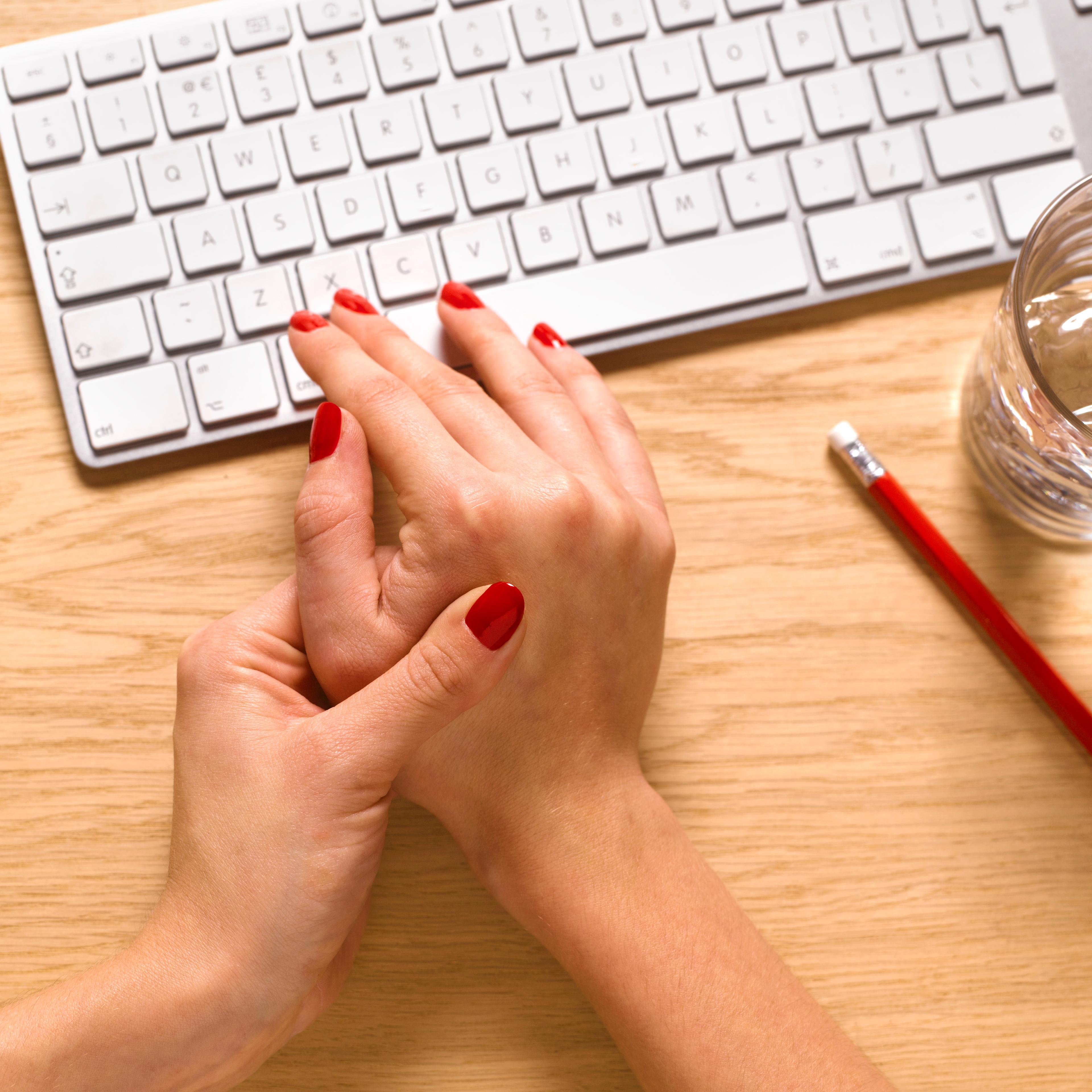 hands on keyboard
