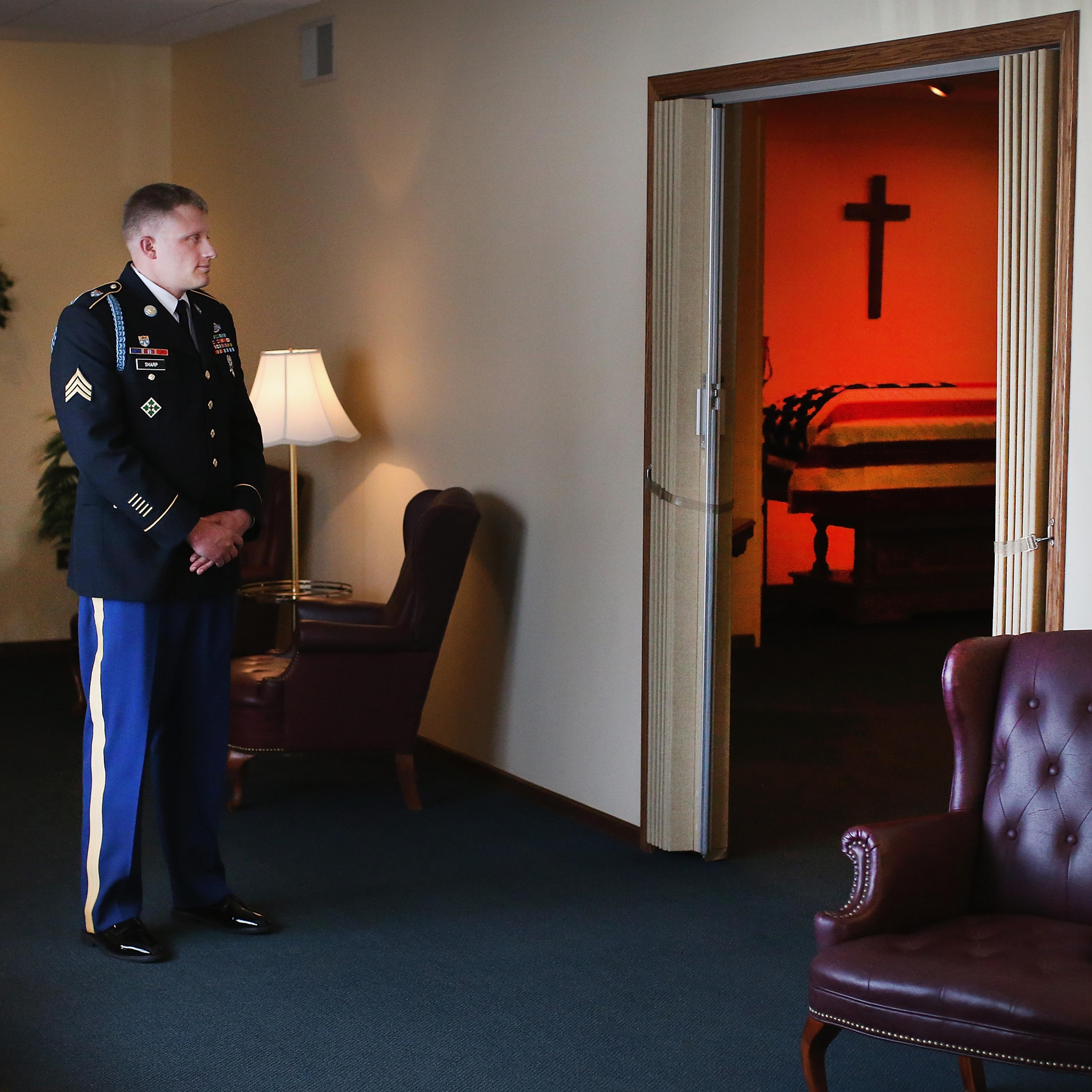 Aaron Toppen Soldier Funeral Illinois Afghanistan