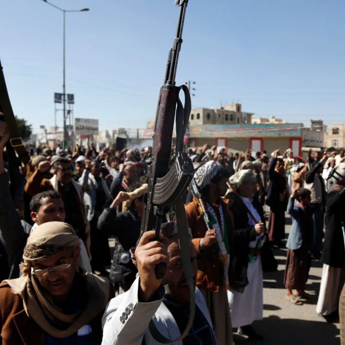 Yemen's Houthi supporters Rally Against Israel, U.S. And UK