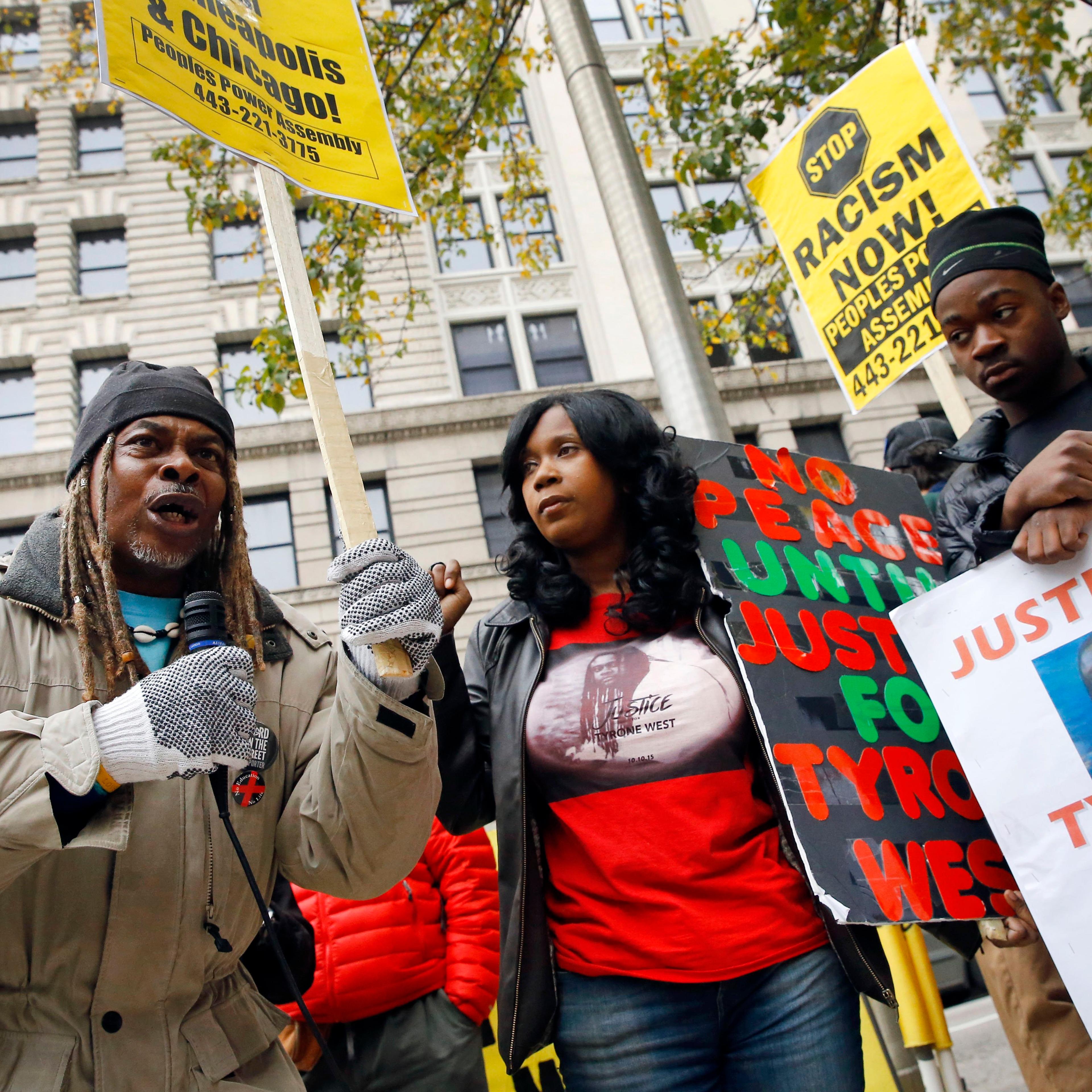 Protestors gather outside Clarence M. Mitchell Jr. Courthouse in Baltimore on Nov. 30, 2015.