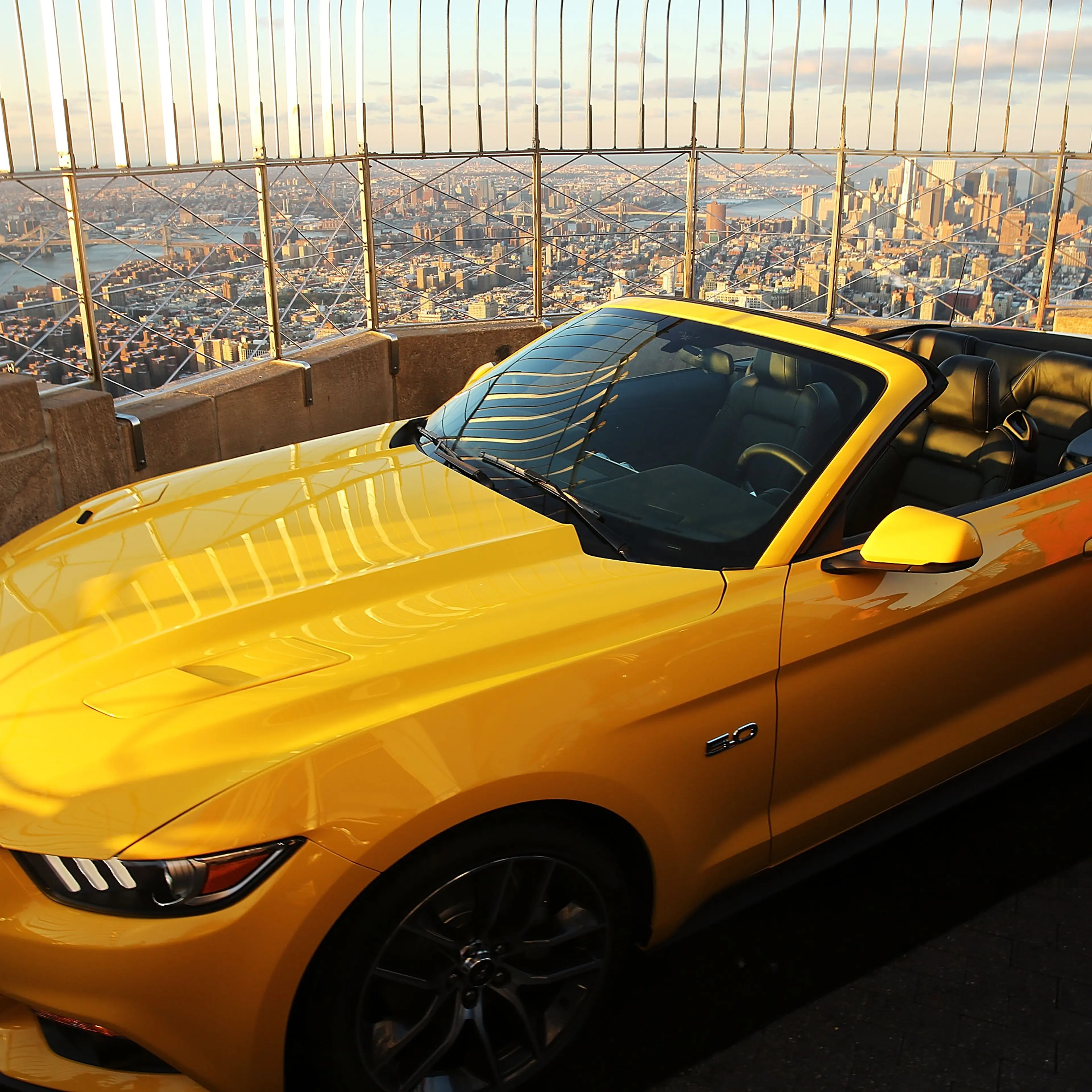 Ford Marks 50th Anniversary Of Company's Mustang By Revealing 2015 Model On Empire State Building