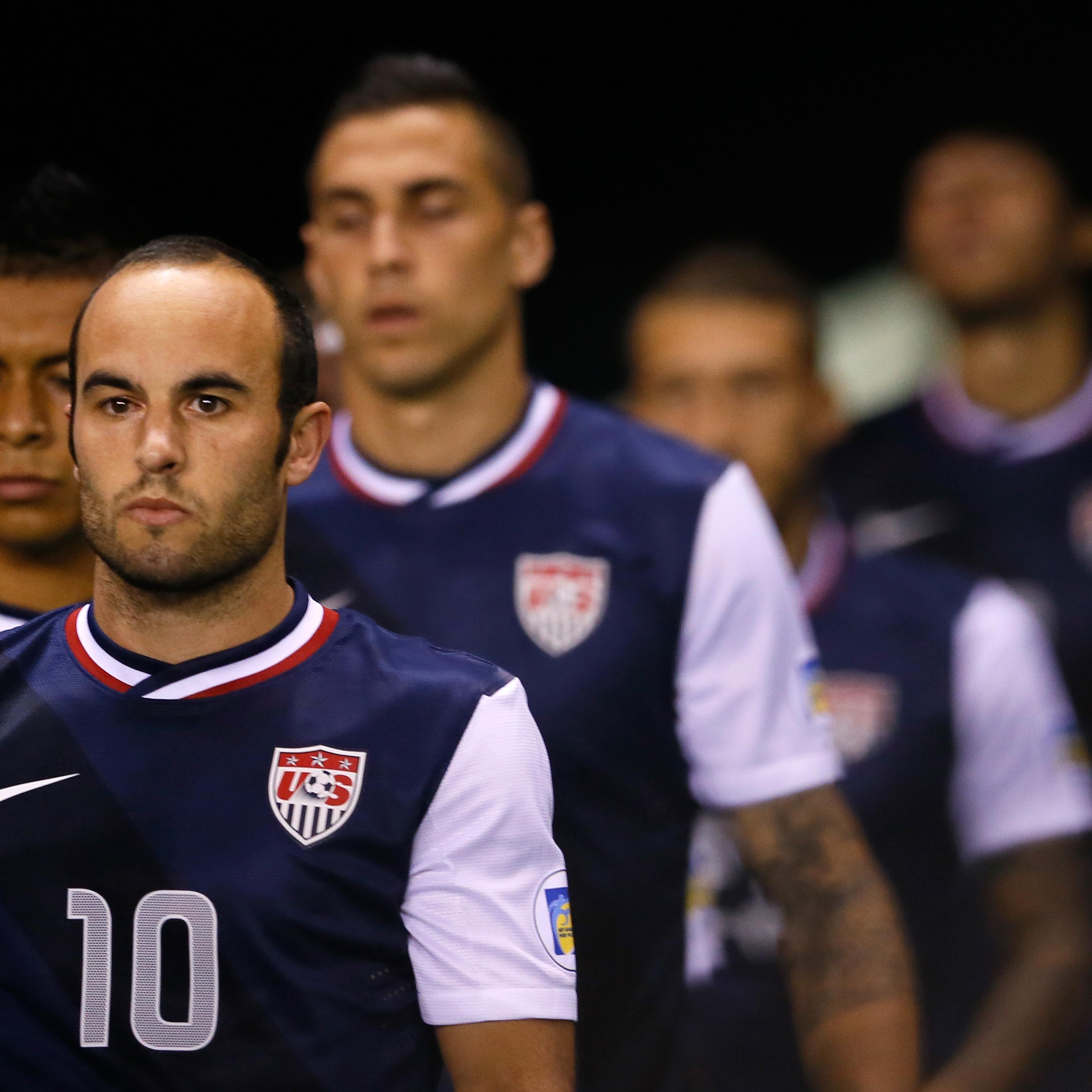 Landon Donovon prepares to play against Costa Rica during the 2014 World Cup Qualifier at Estadio Nacional on Sept. 6, 2013 in San Jose, Costa Rica.