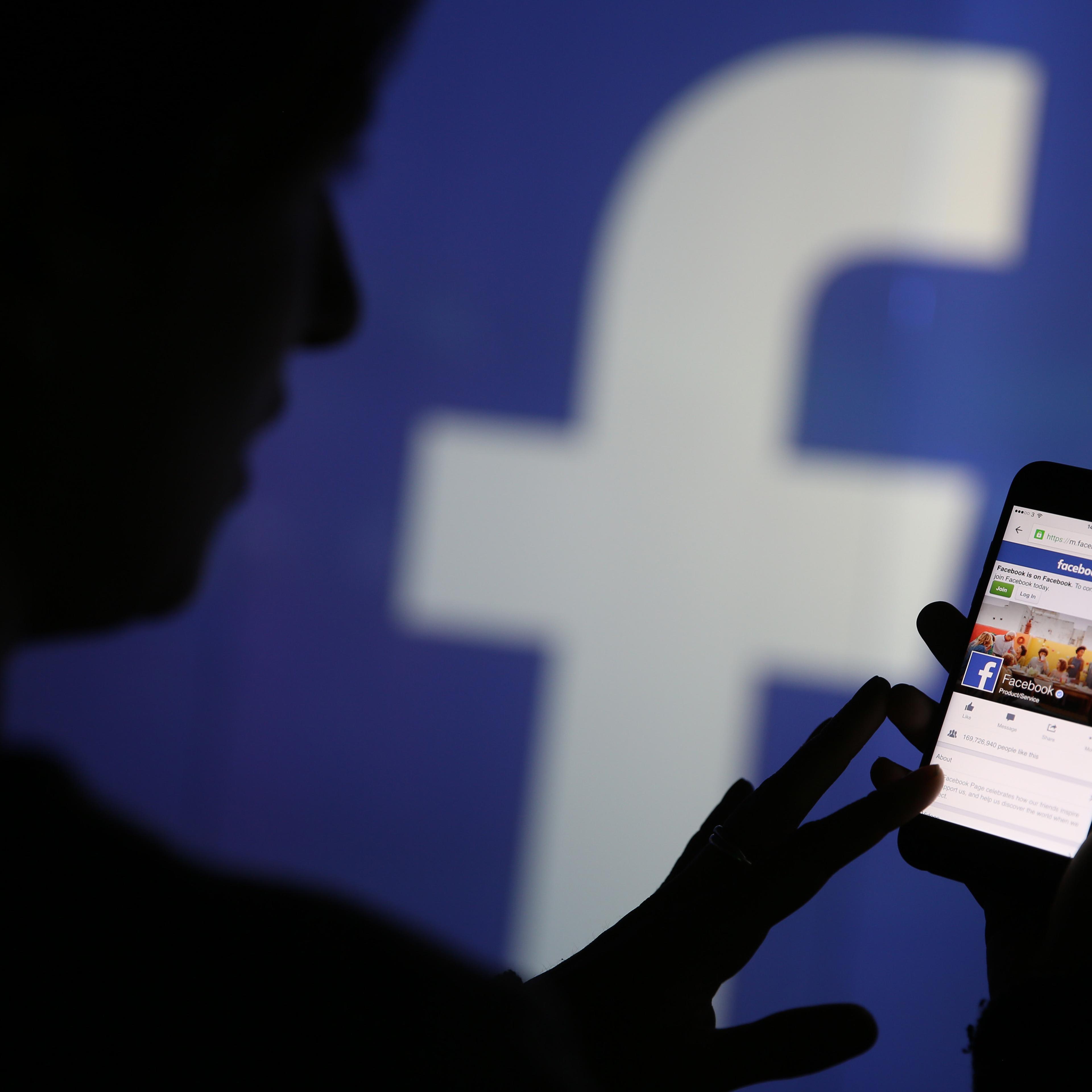 Social Media Apps And Computer Keyboards