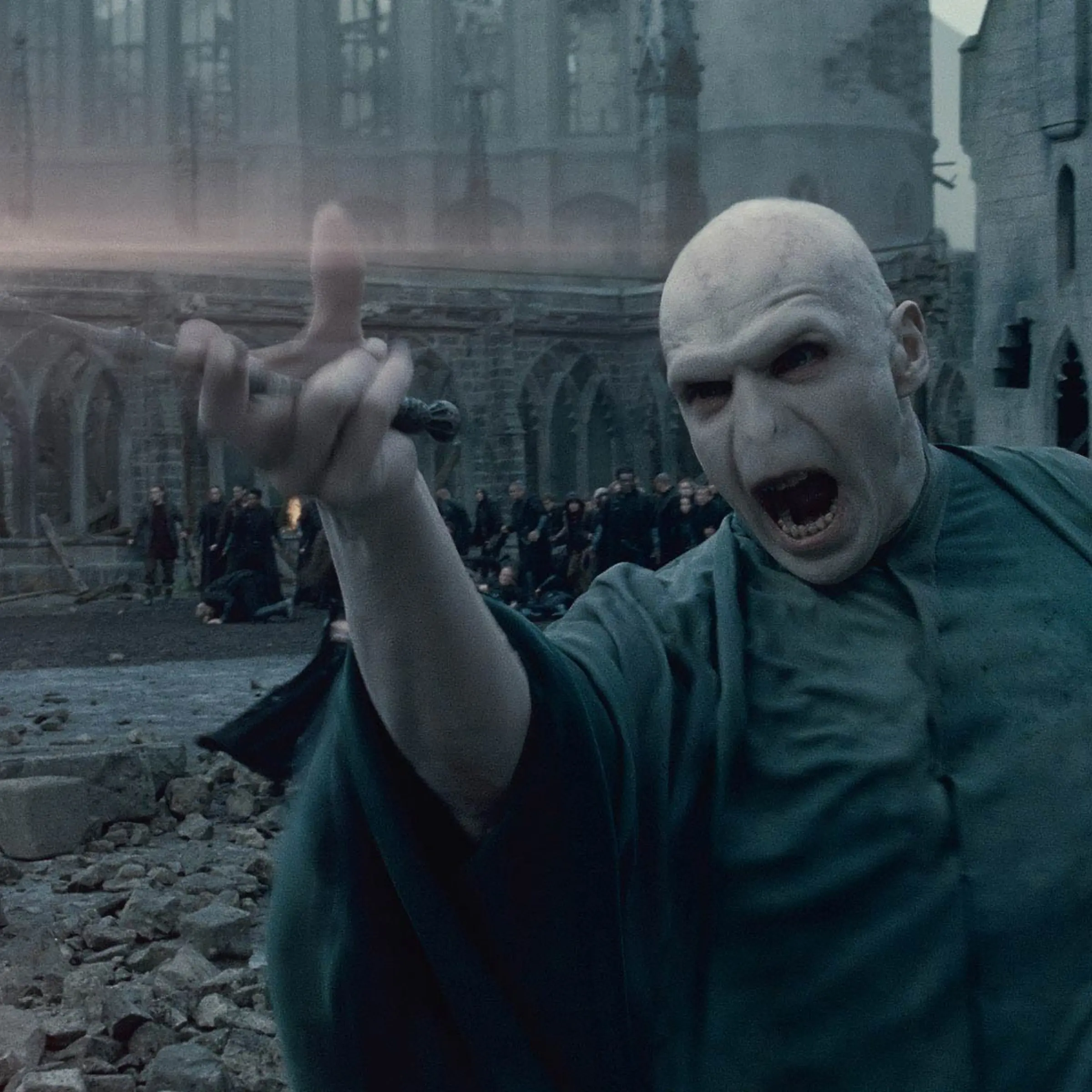 HARRY POTTER AND THE DEATHLY HALLOWS – PART 2