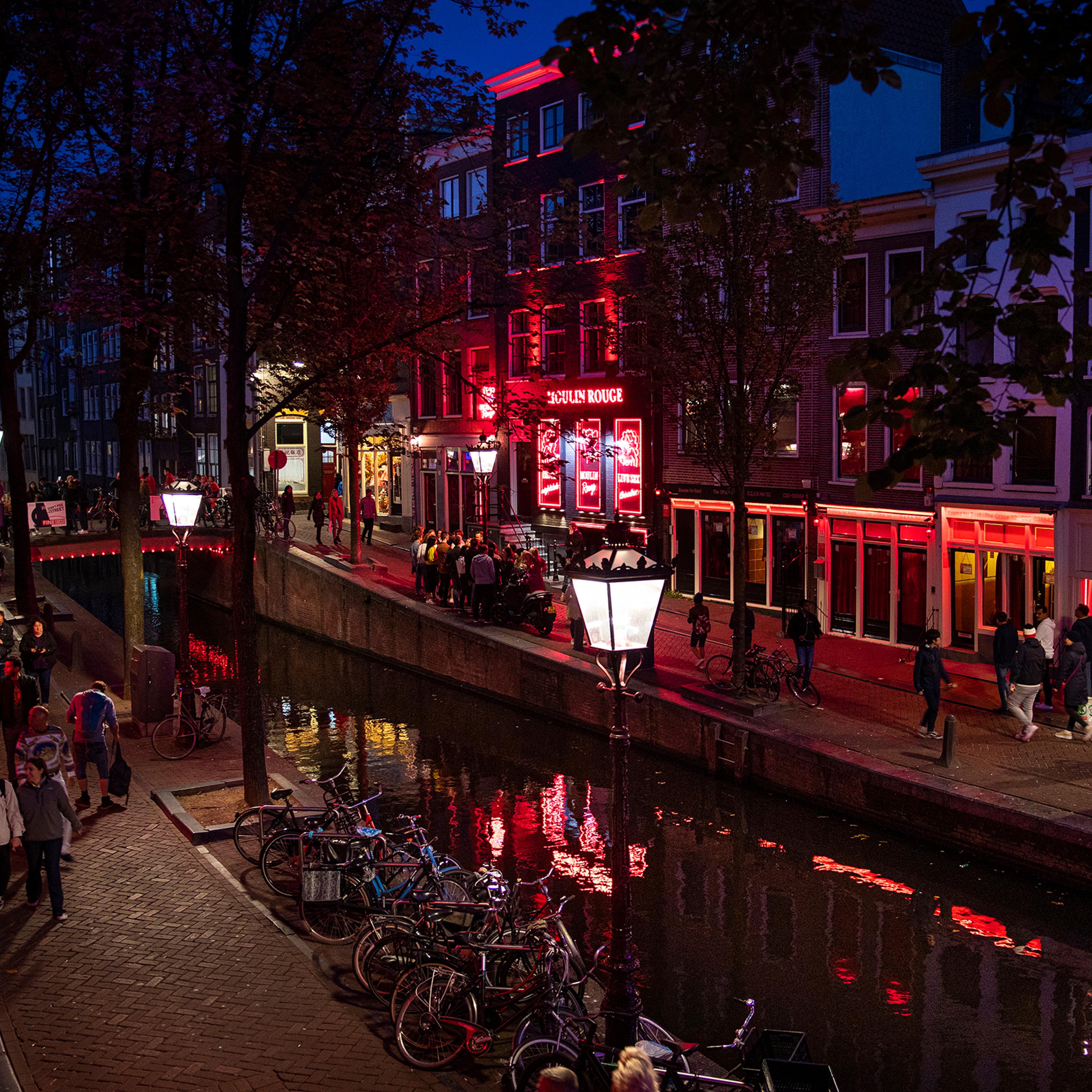red-light-district-amsterdam
