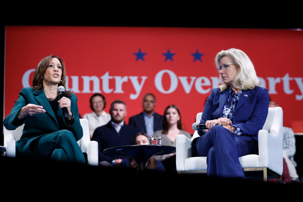 US-VOTE-POLITICS-HARRIS