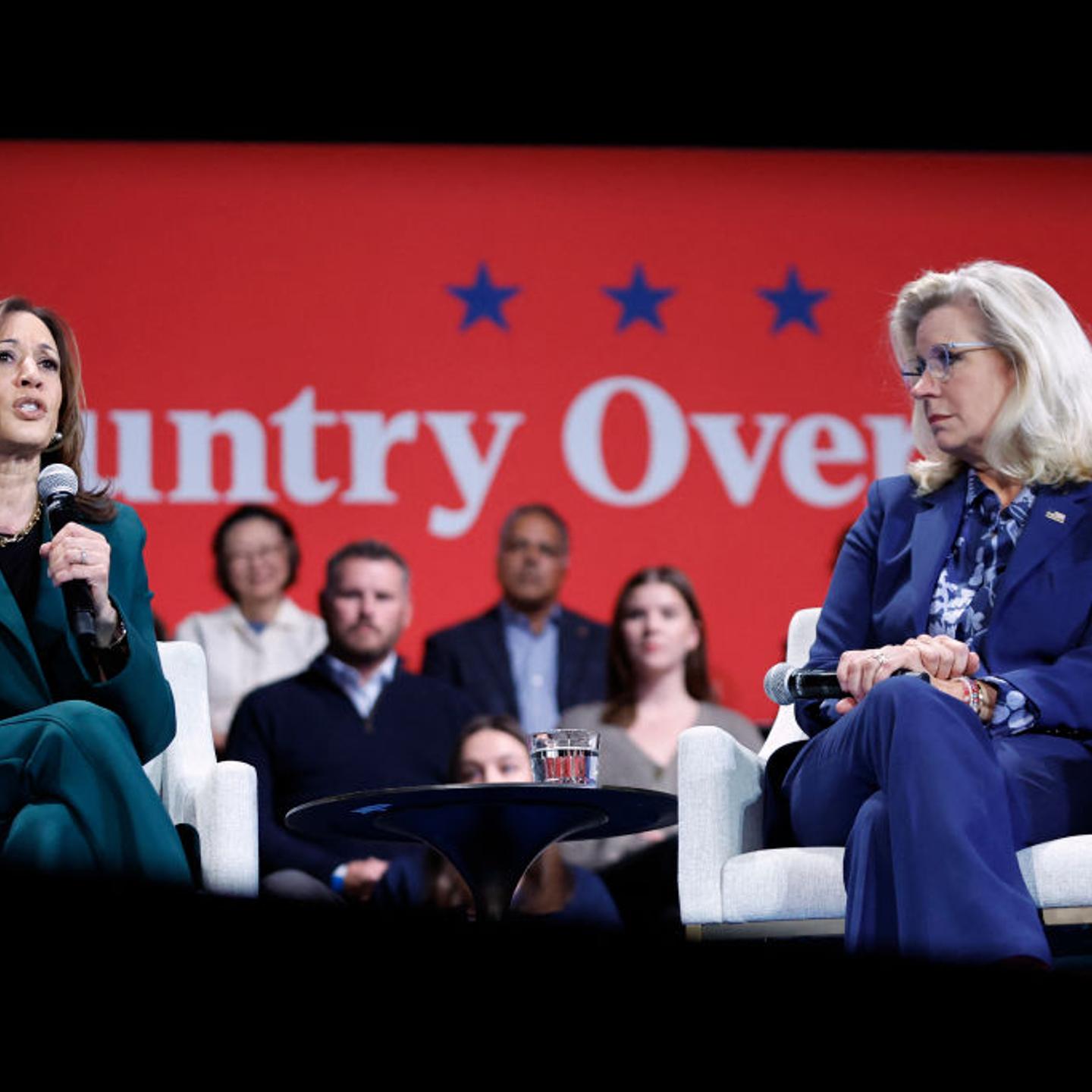 US-VOTE-POLITICS-HARRIS