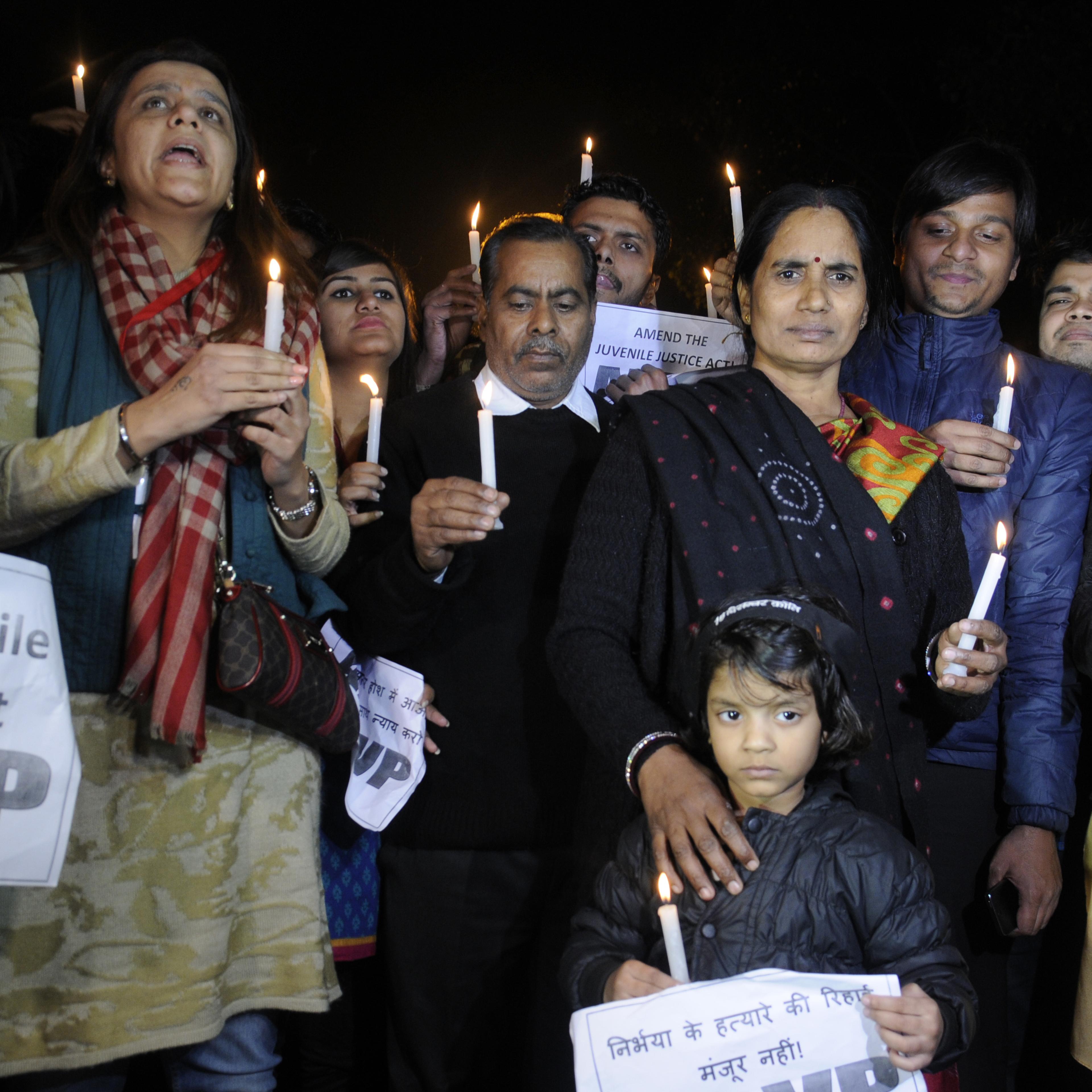 Nirbhaya's Parents Lead Protest Against Juvenile Release