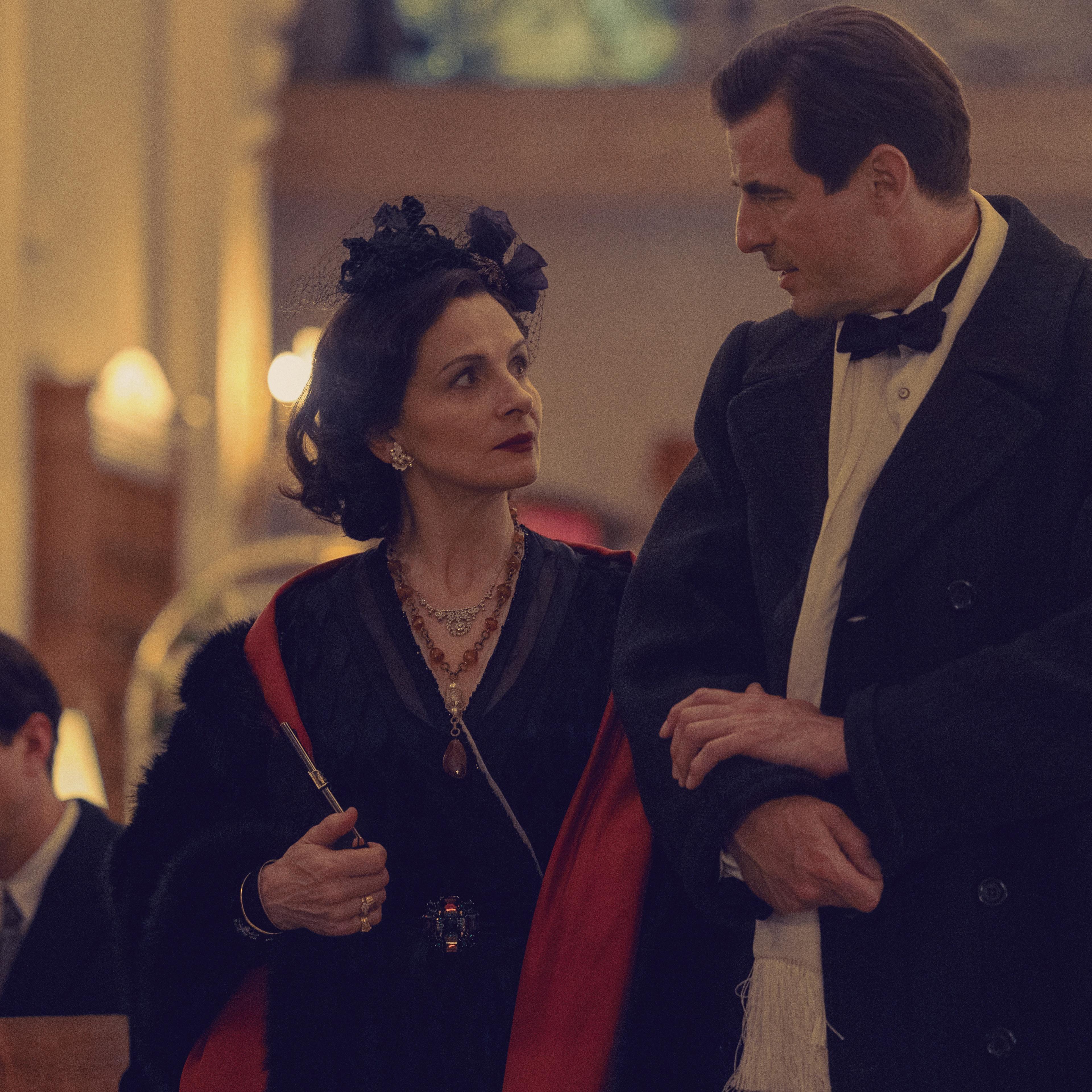 Juliette Binoche plays Chanel in the Apple TV+ show The New Look