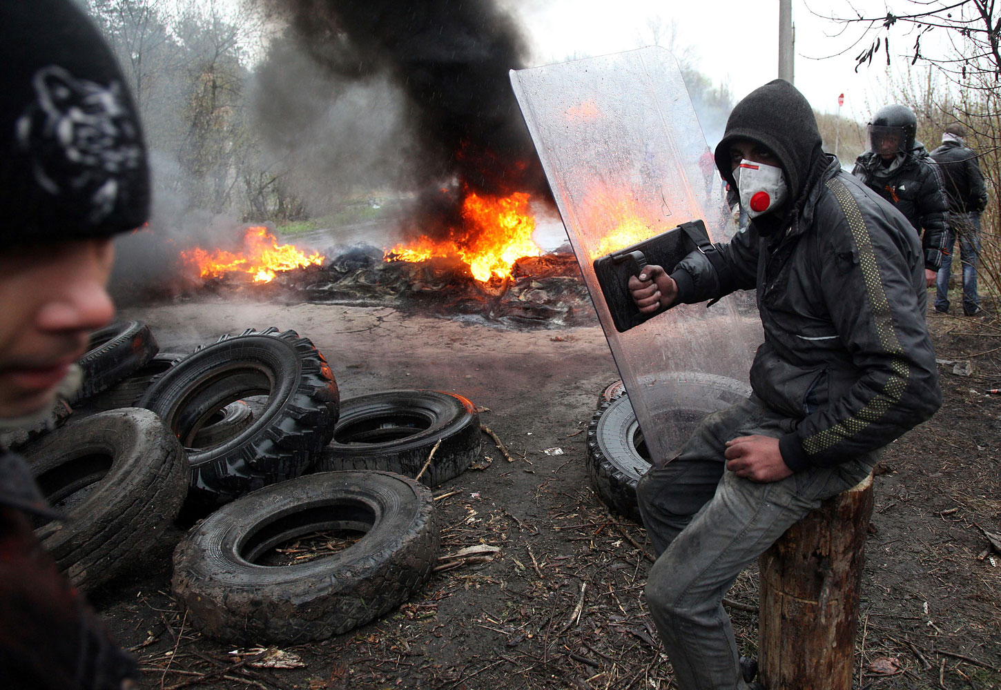 TOPSHOTS-UKRAINE-RUSSIA-CRISIS-POLITICS-SLAVYANSK