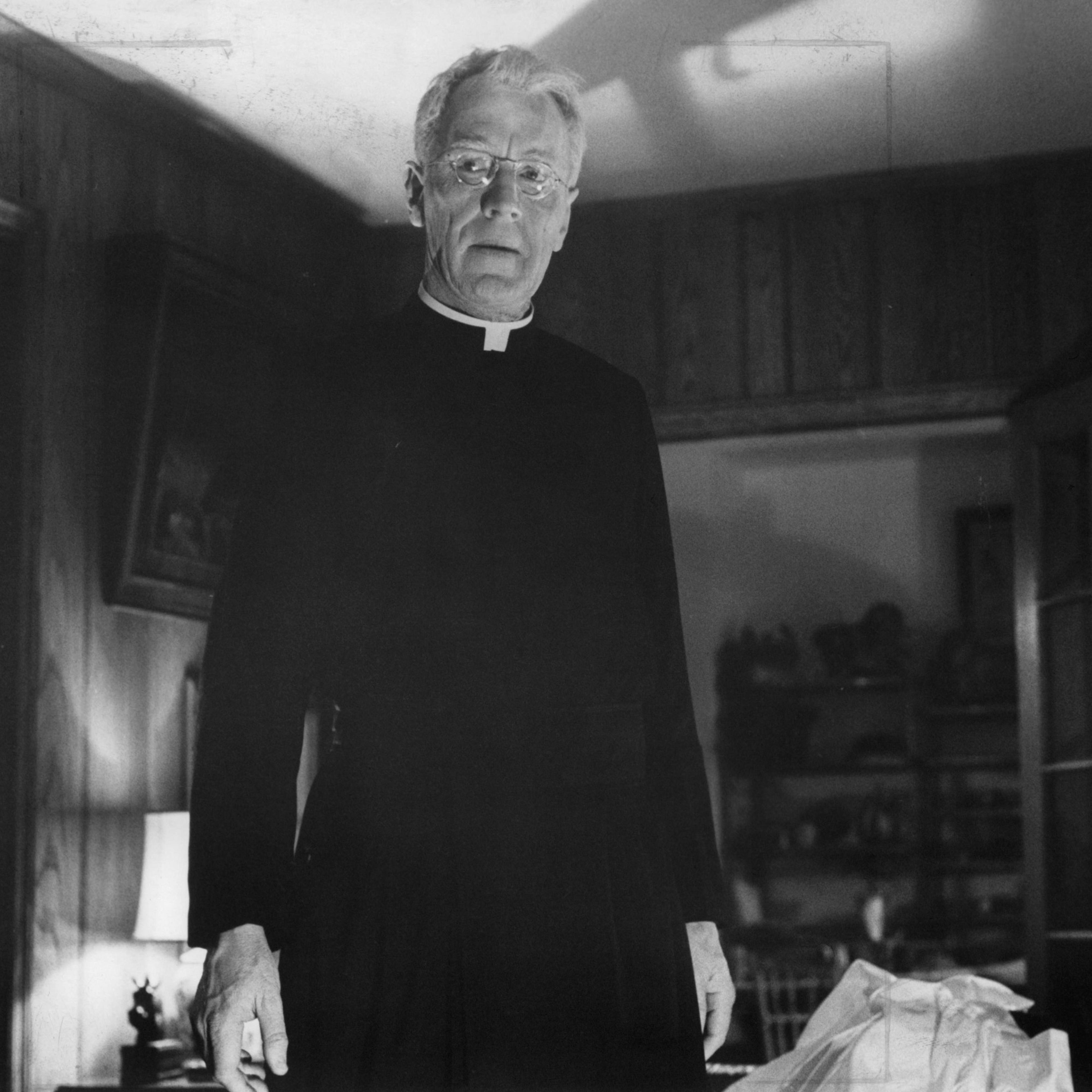 Max Von Sydow stands in priest uniform in a scene from the film 'The Exorcist', 1973. (Photo by Warner Brothers/Getty Images)