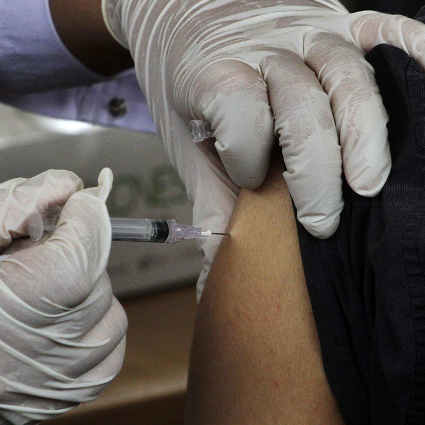 Indonesia starts offering second COVID-19 vaccine booster for public