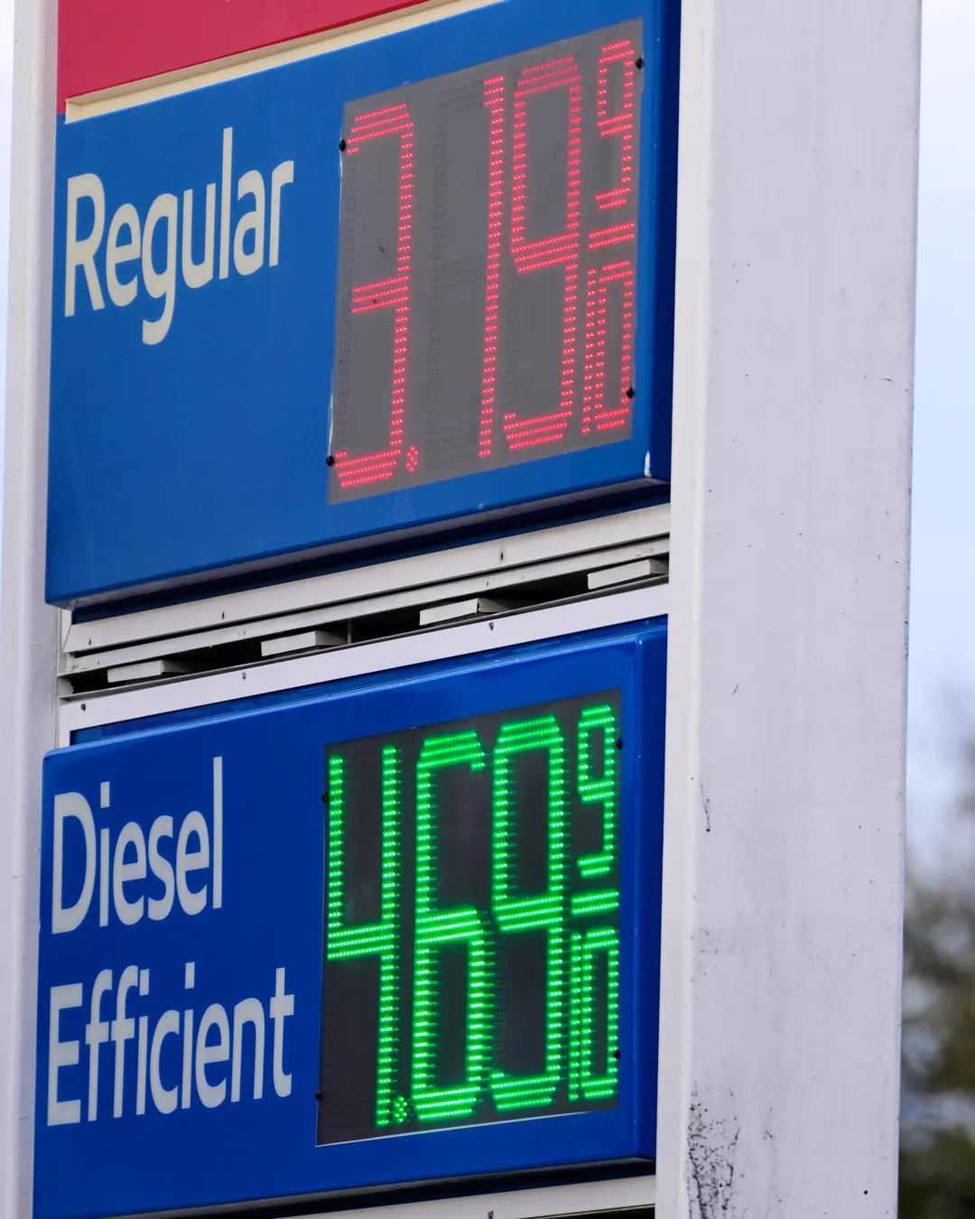 Hall Sign Custom Gas Prices Surge in U.S. as Iran War Chokes Global Oil Supply