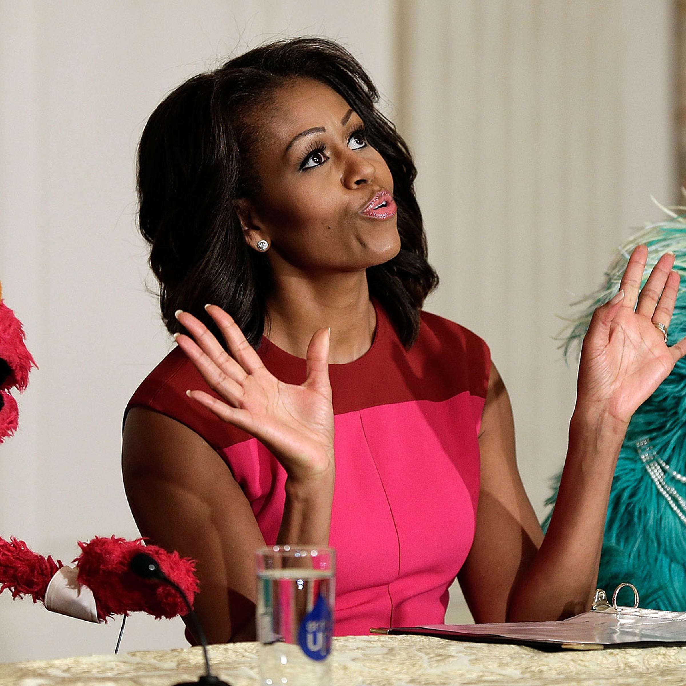 Michelle Obama Joins Sesame St Characters At White House Garden Fall Harvest