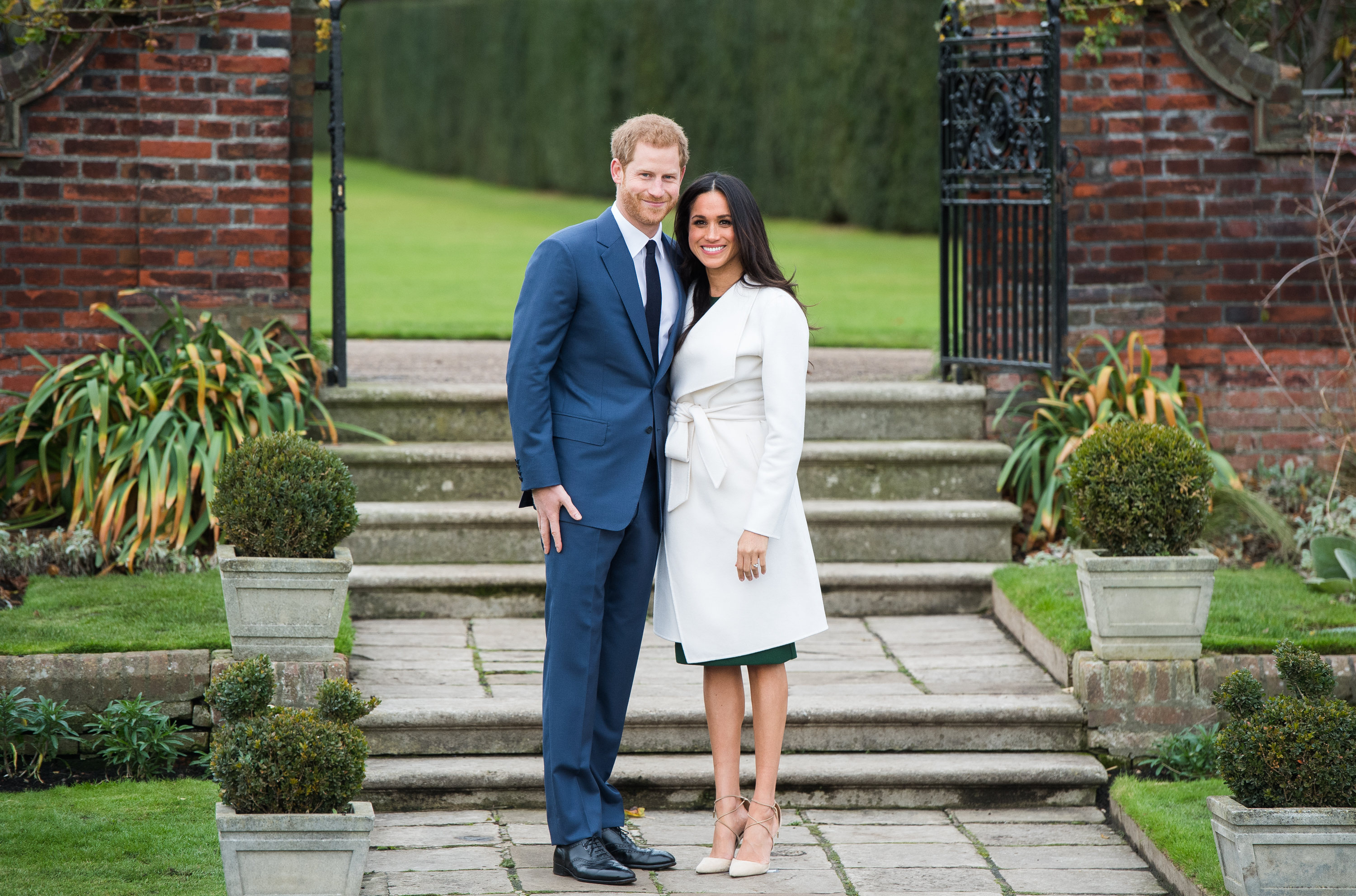 engagement dress meghan markle Meghan Markle Wears Line Label Coat For Engagement Photo