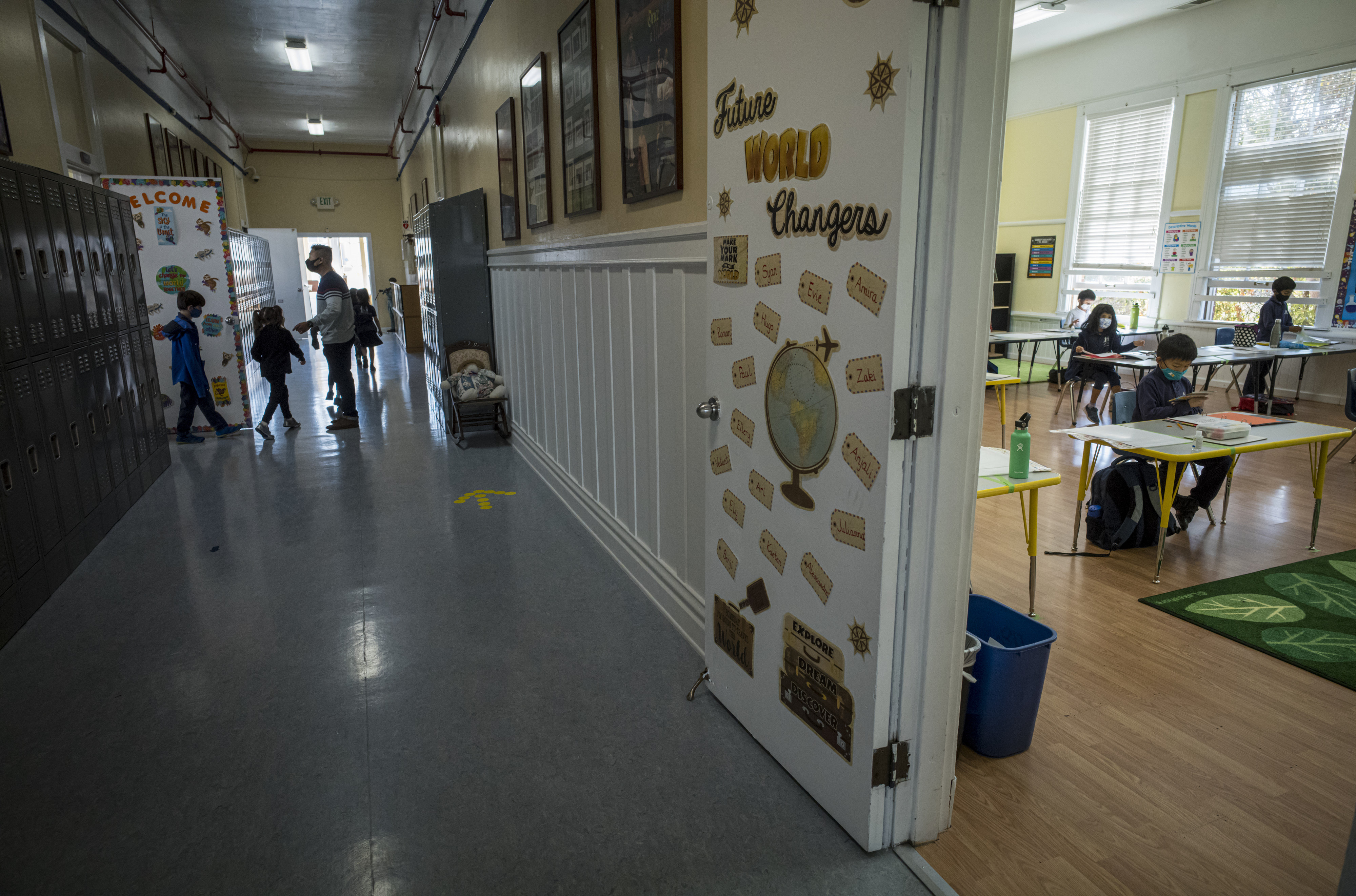 Elementary Students Attend Class For In-Person Learning