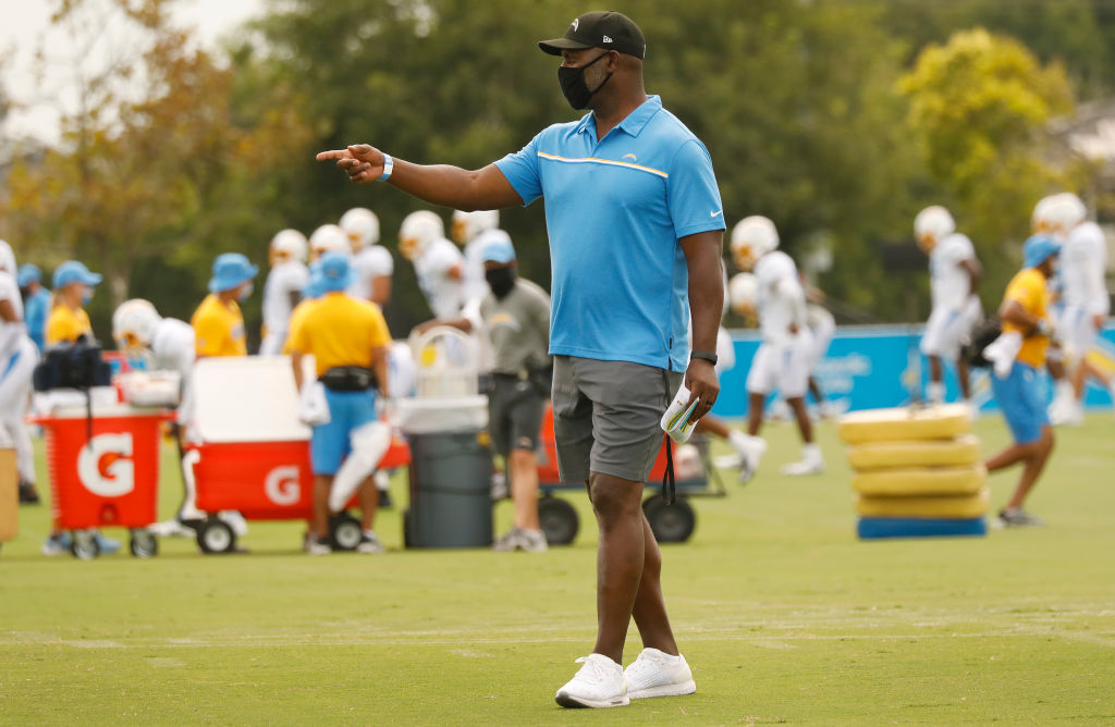 Los Angeles Chargers football team practice at the Hammett Sports Complex in Costa Mesa on Monday August 17, 2020.