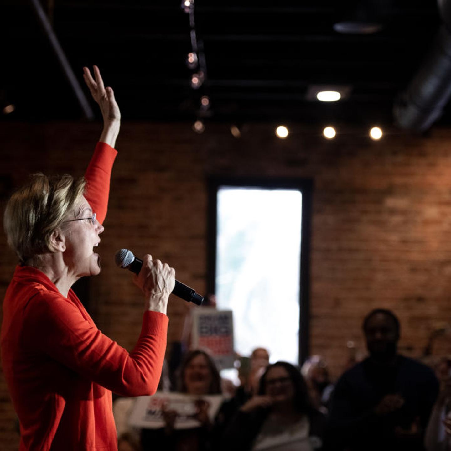 Presidential Candidate Elizabeth Warren Campaigns In South Carolina Ahead Of Primary