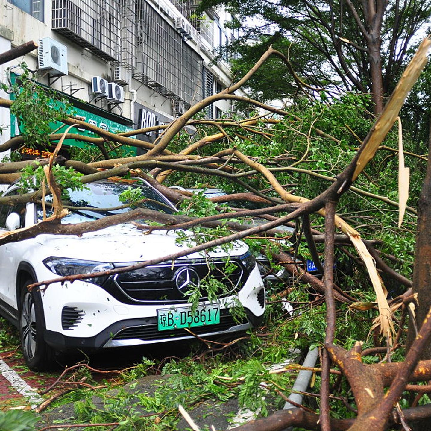 Typhoon Kajiki Drenches Southern China's Hainan Province