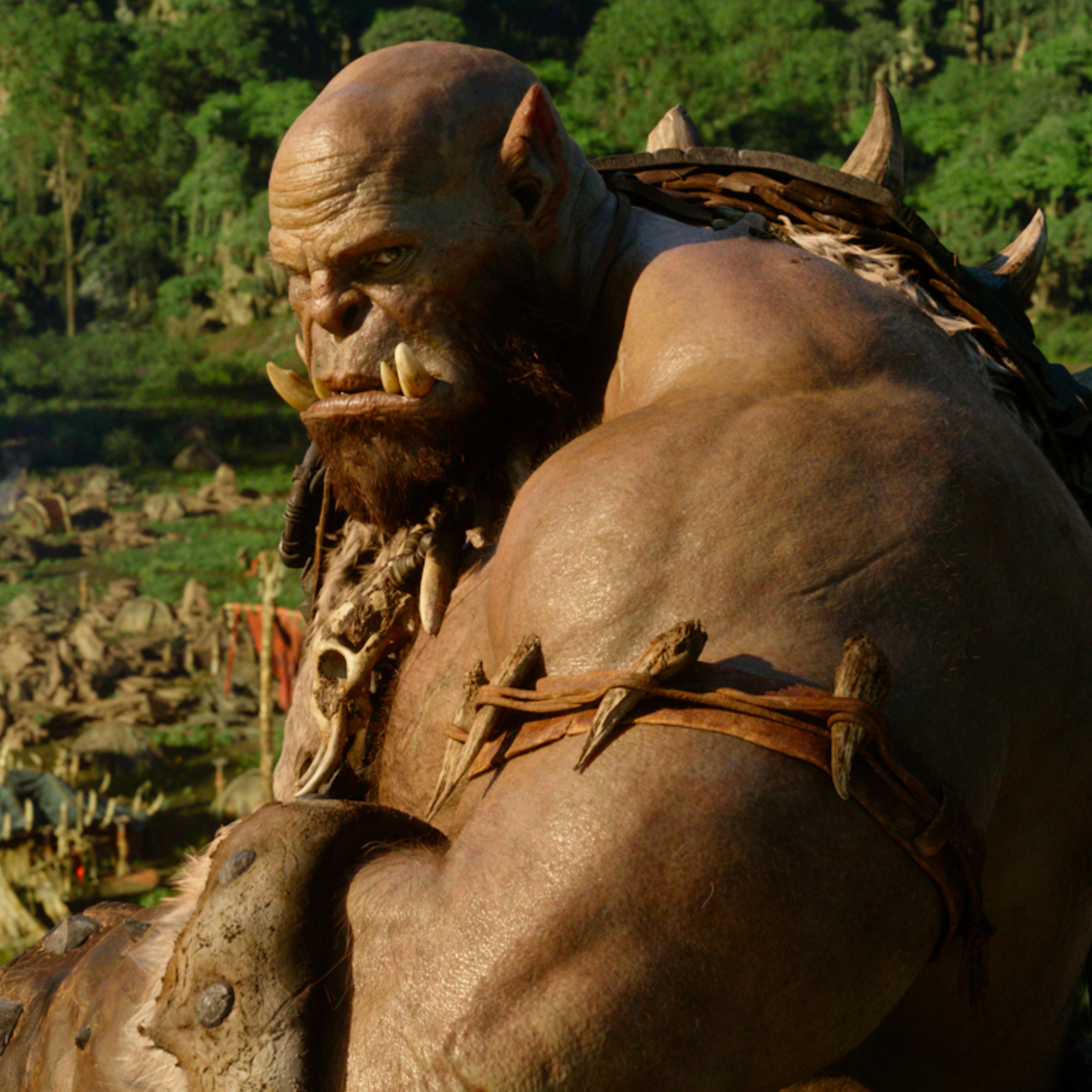 Robert Kazinsky as Orgrim Doomhammer in Warcraft.