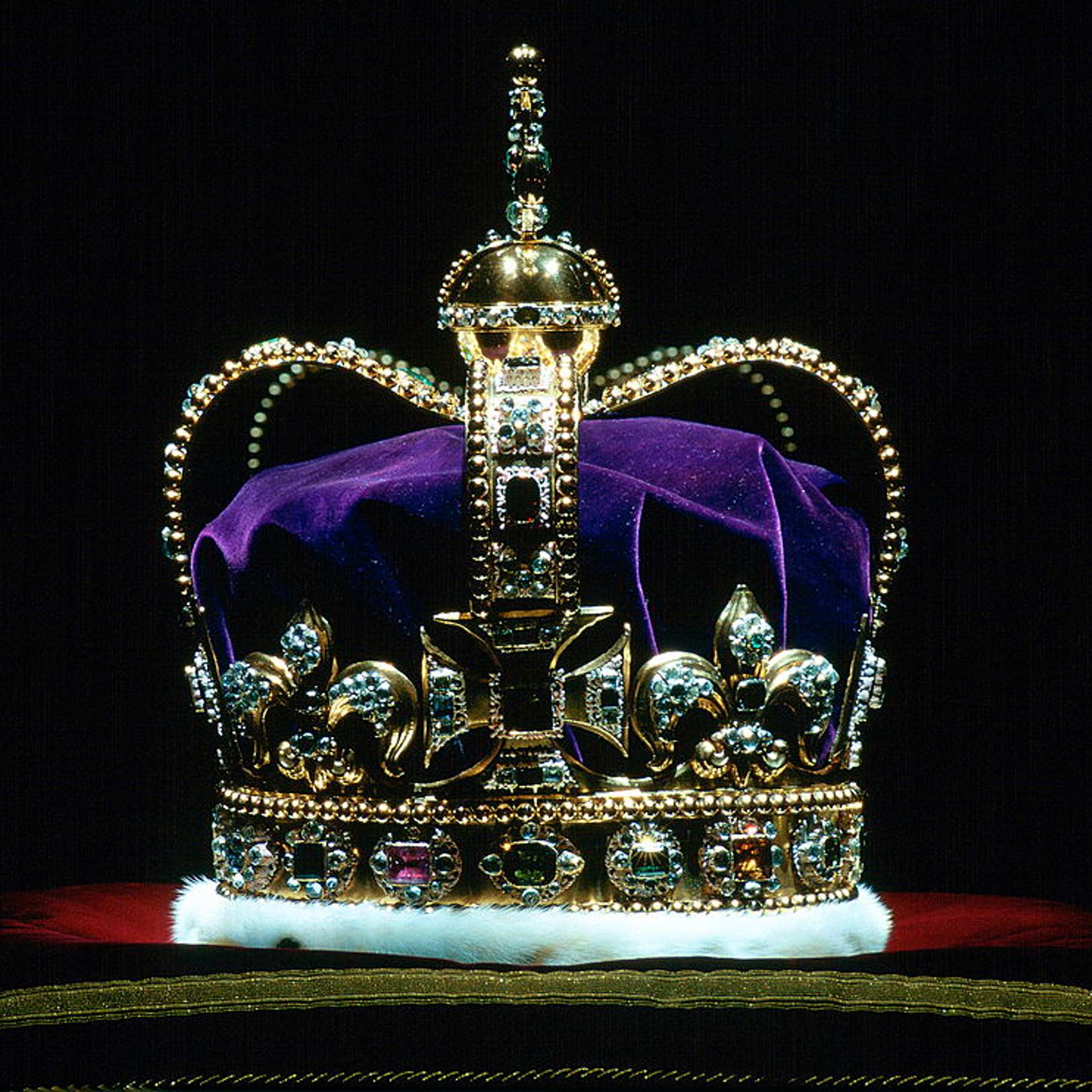 St Edwards Crown