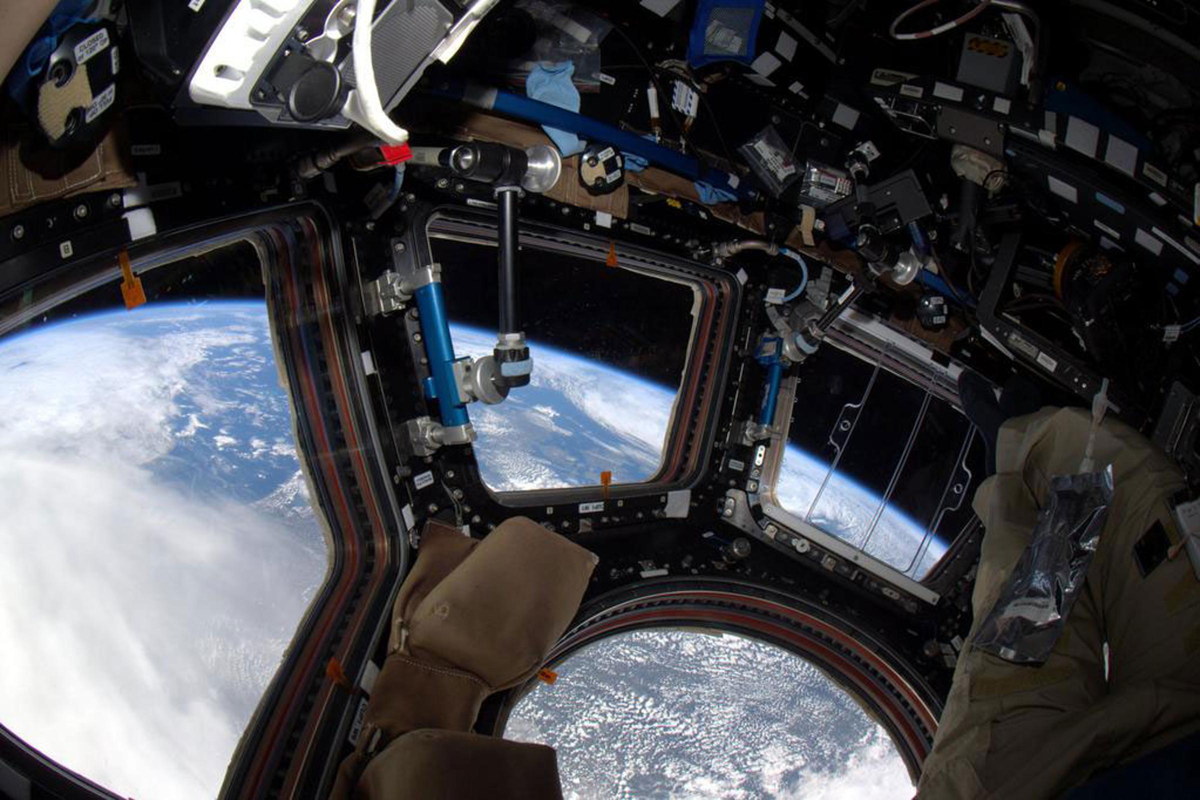 astronaut scott kelly international space station