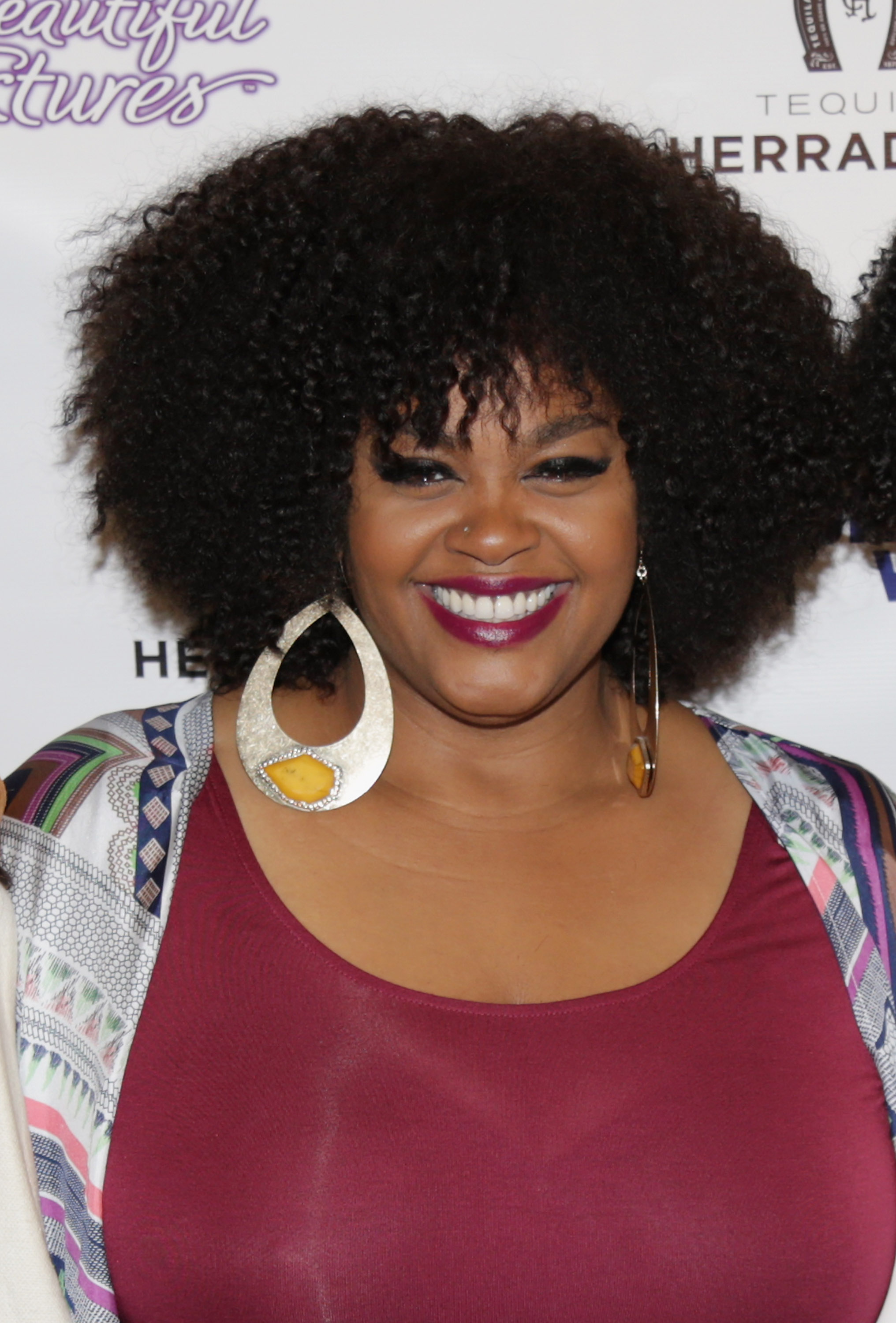 Jill Scott WOMAN Album Preview &amp; Live Performance