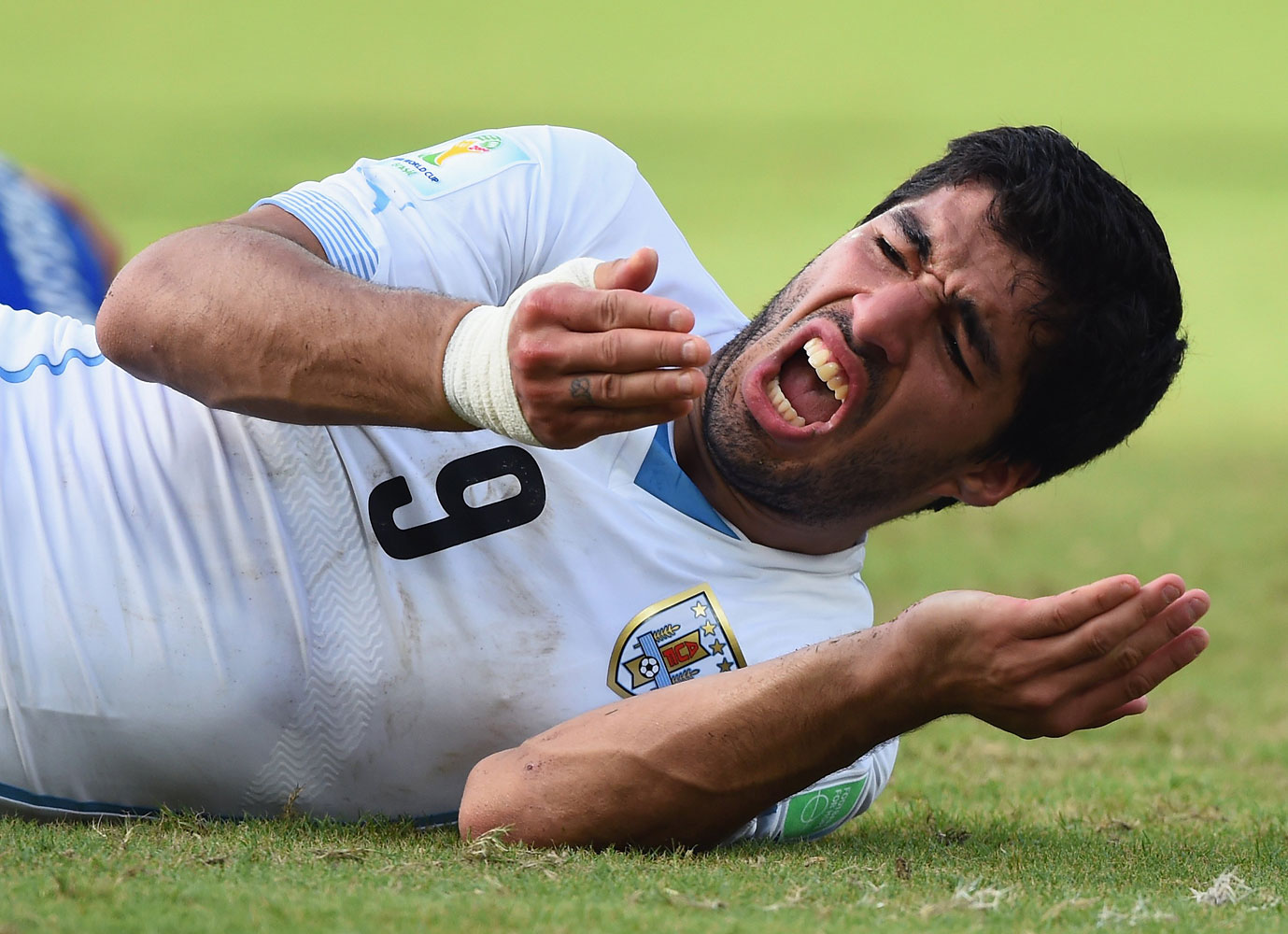 Italy v Uruguay: Group D - 2014 FIFA World Cup Brazil