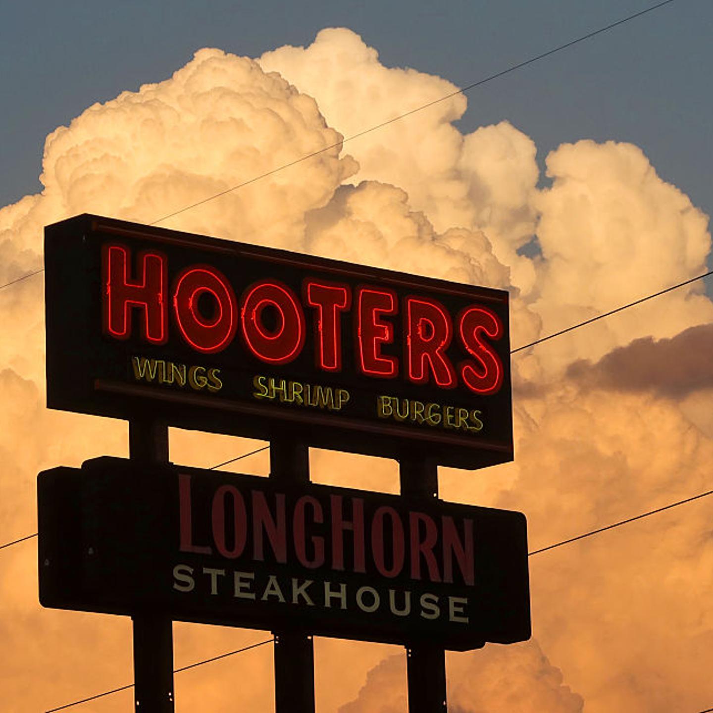 Hooters Restaurant in Lakeland, Florida