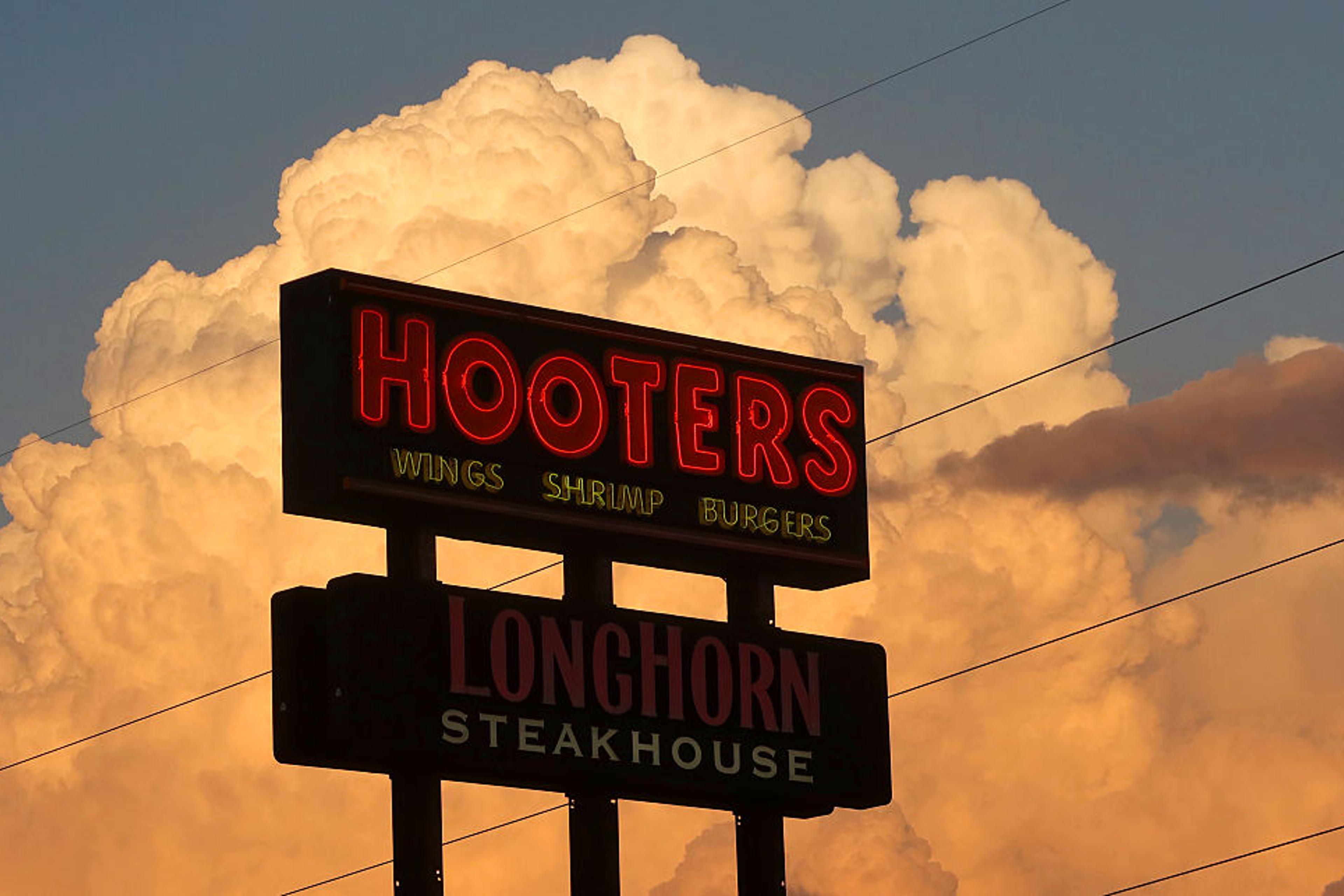 Hooters Restaurant in Lakeland, Florida