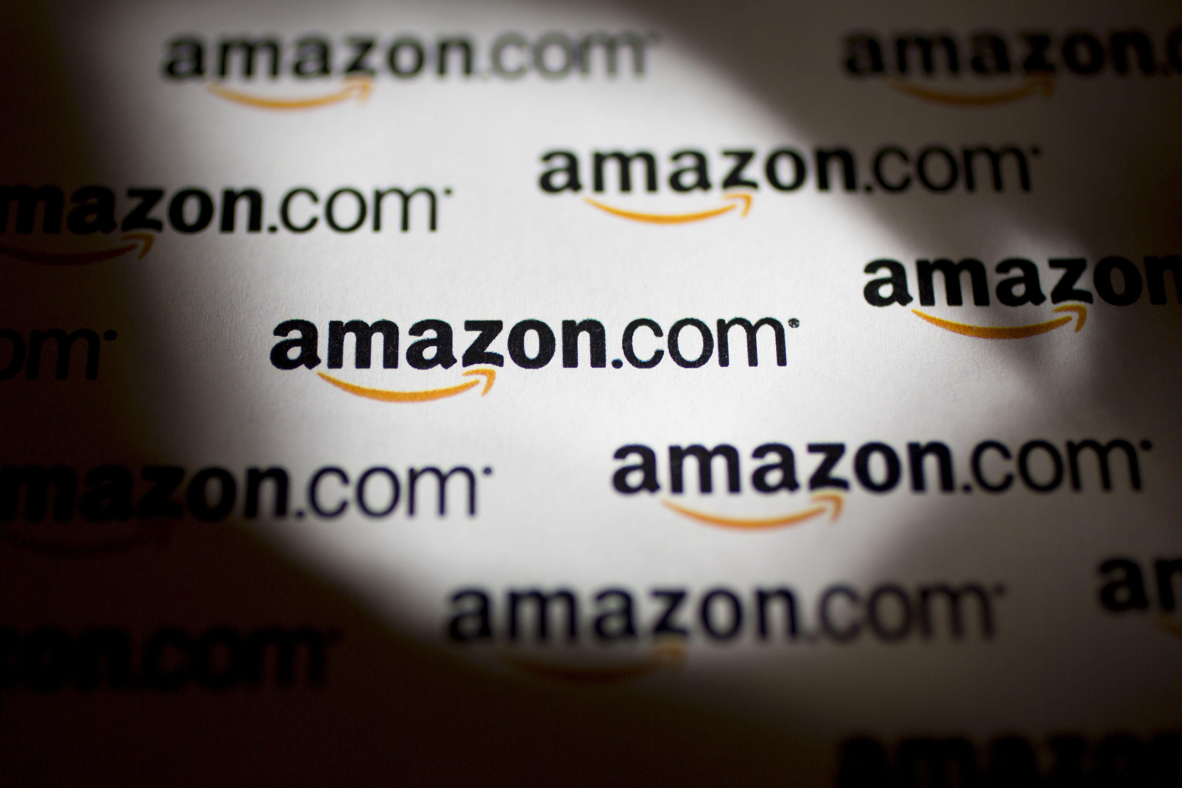 Amazon.com Illustrations Ahead Of Earnings