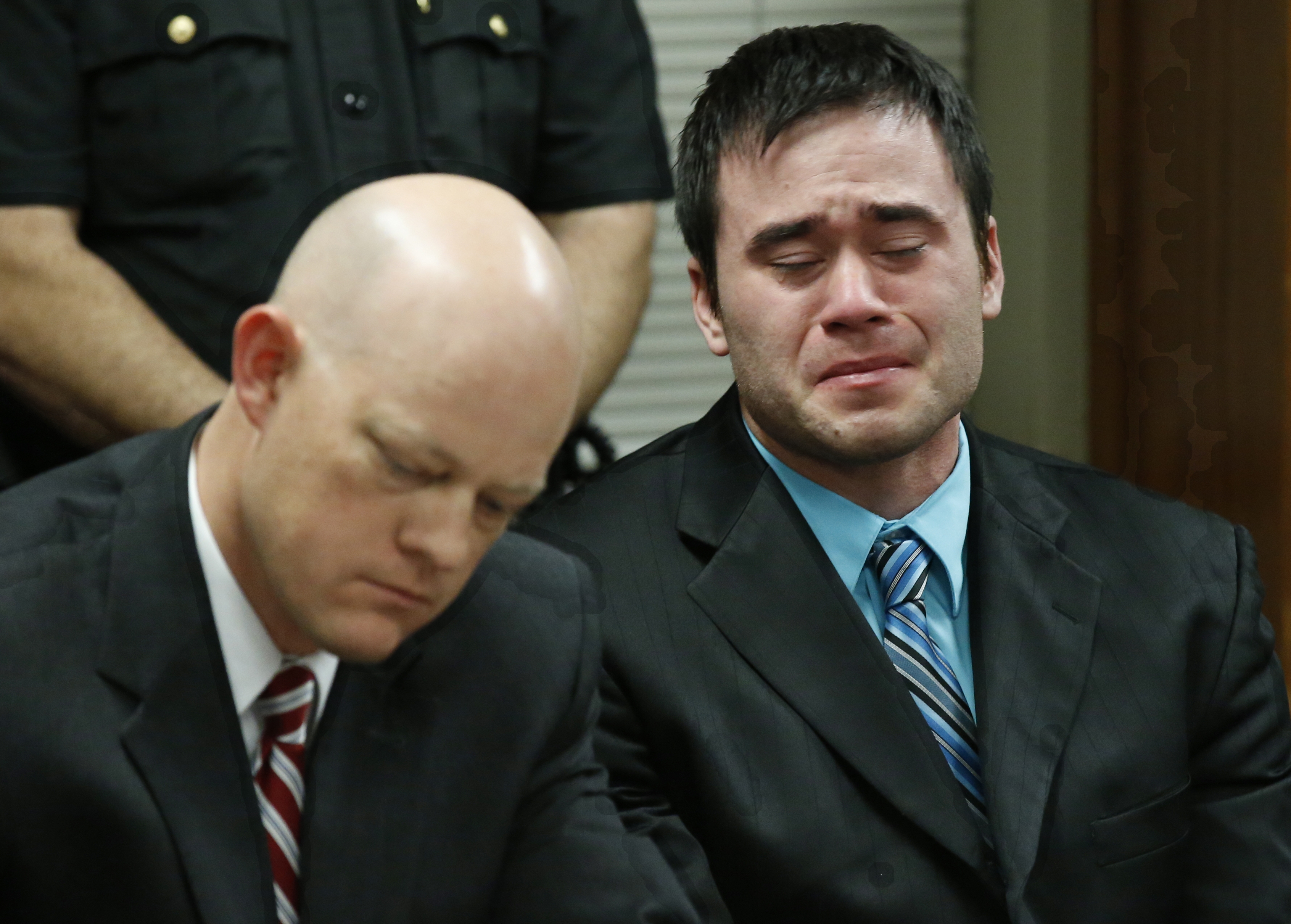 Daniel Holtzclaw, Robert Gray