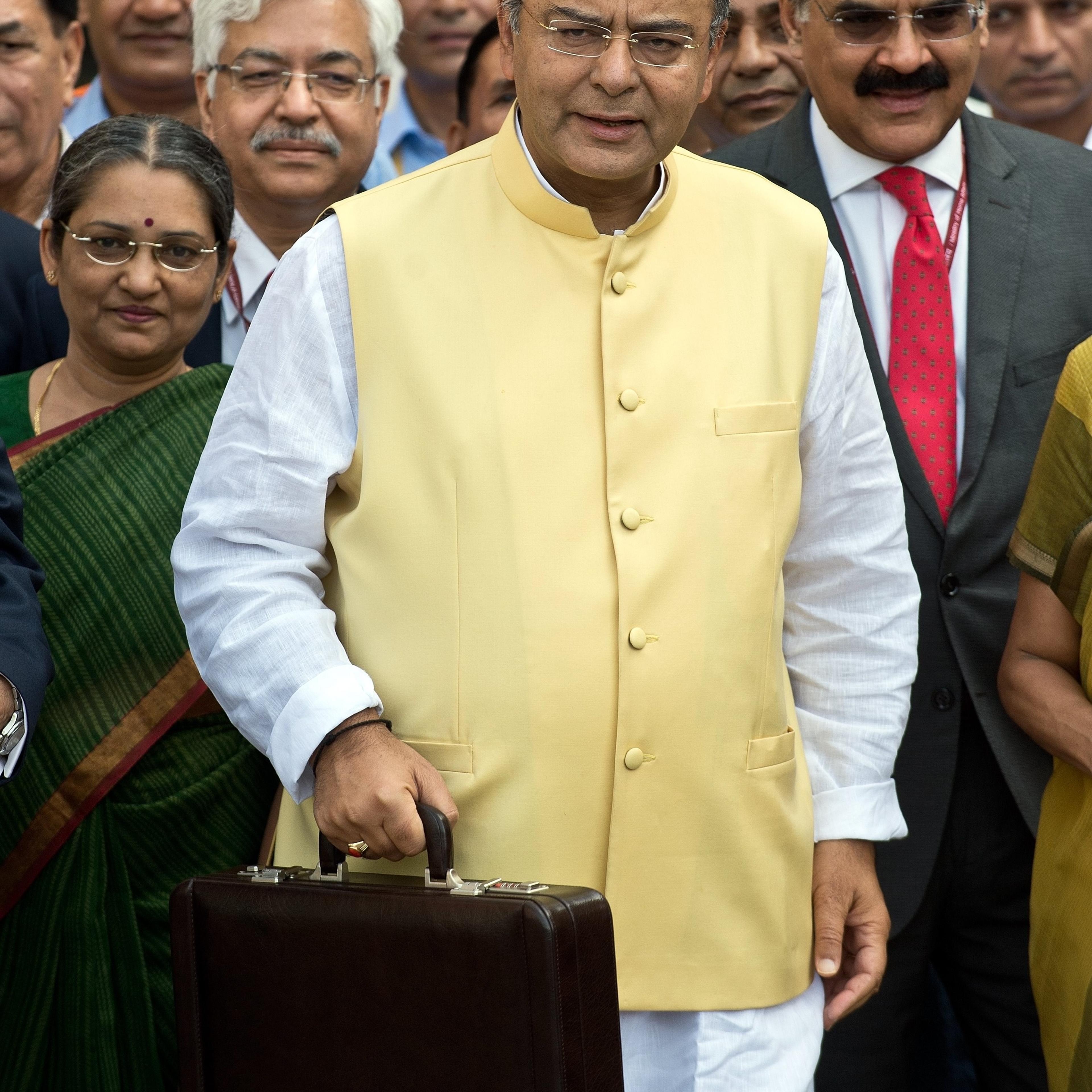 INDIA-ECONOMY-BUDGET-JAITLEY