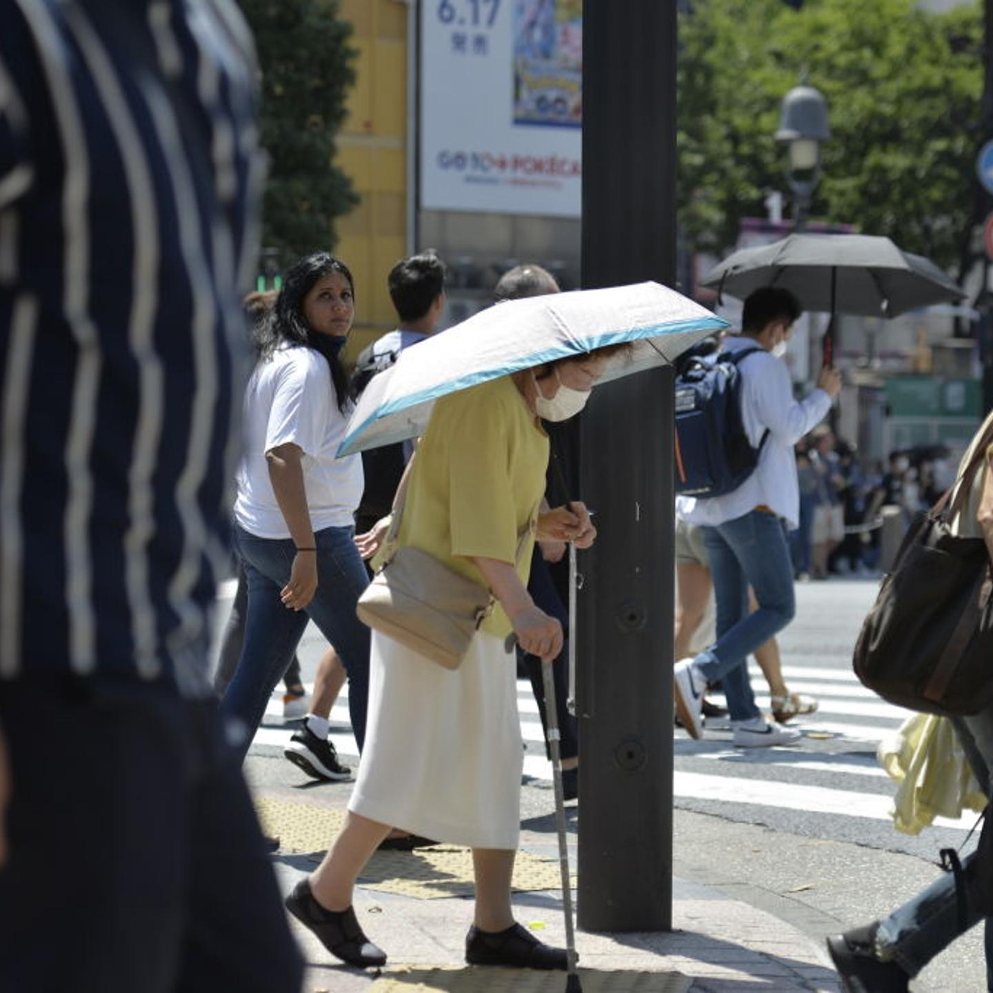 Elderly person Japan heat