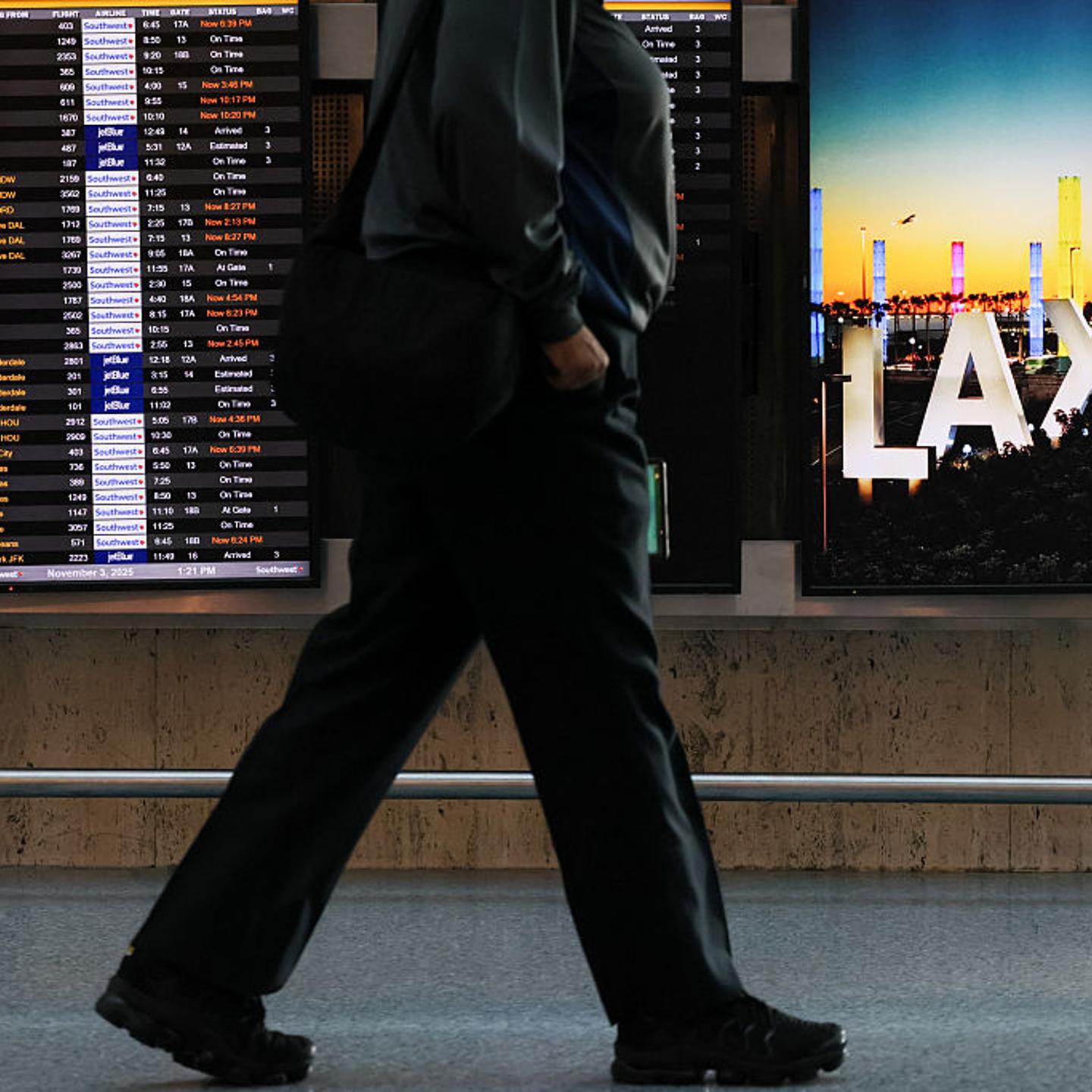 LAX flight delays