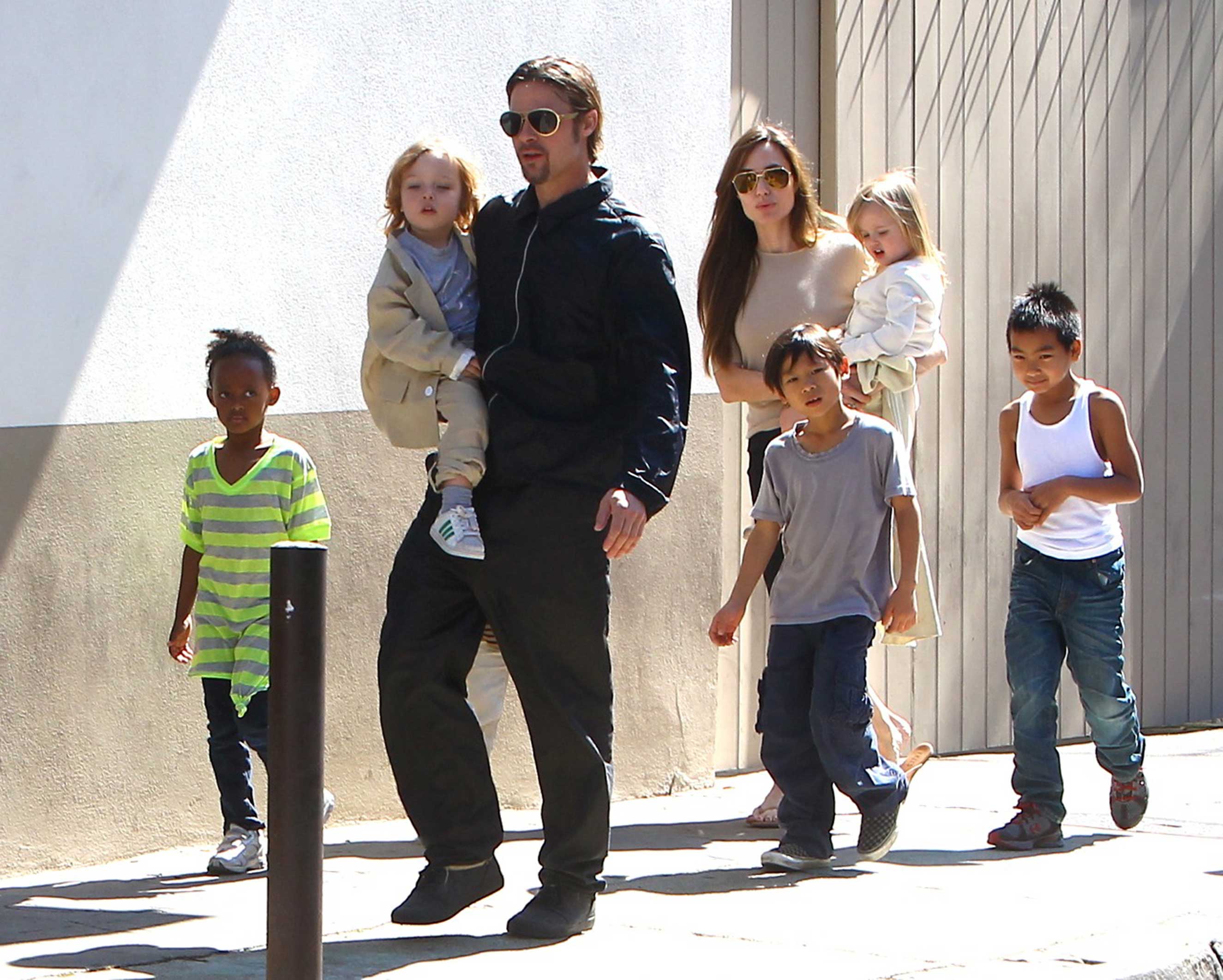 angelina-jolie-brad-pitt-divorce-maddox-pax-zahara-shiloh-vivienne-knox