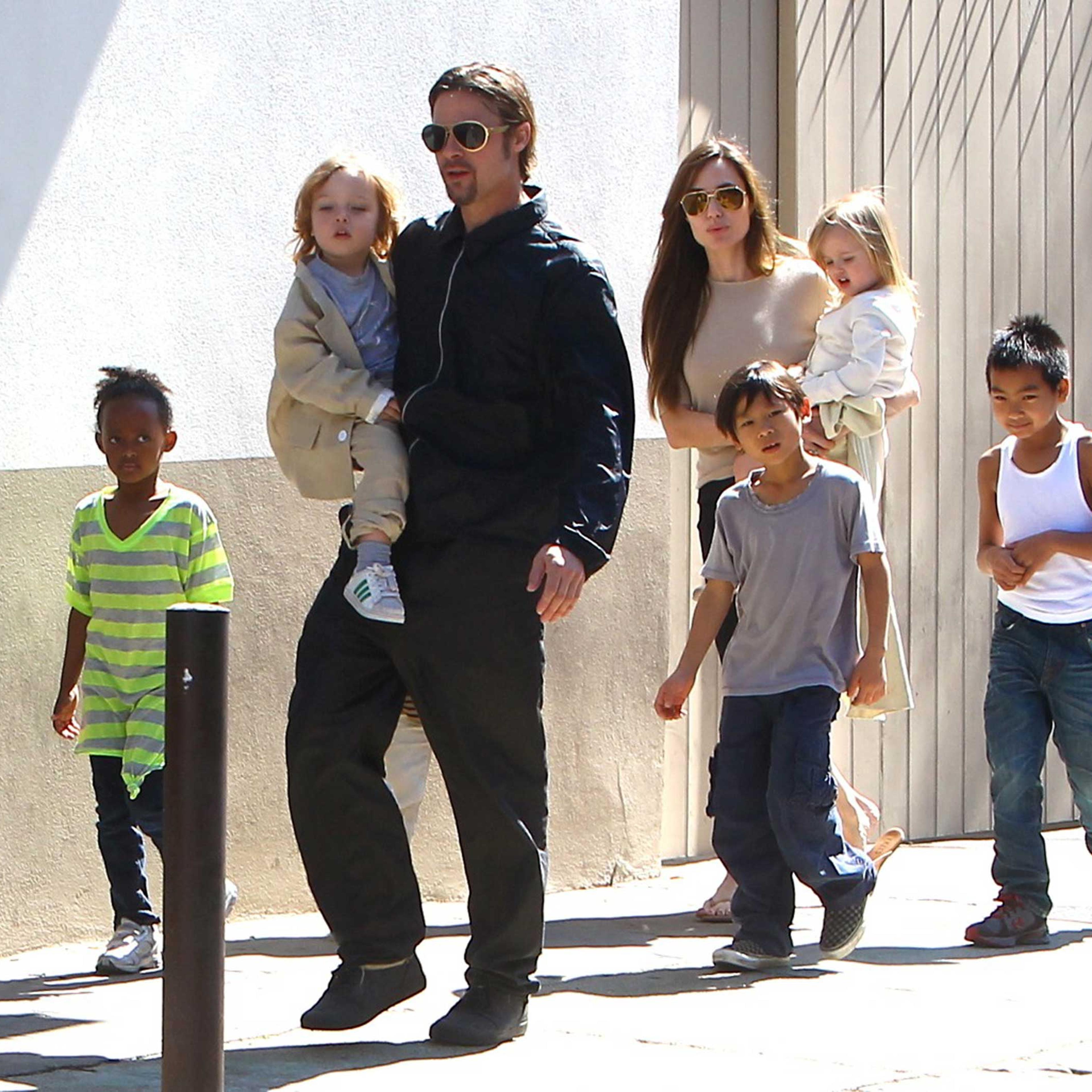 angelina-jolie-brad-pitt-divorce-maddox-pax-zahara-shiloh-vivienne-knox