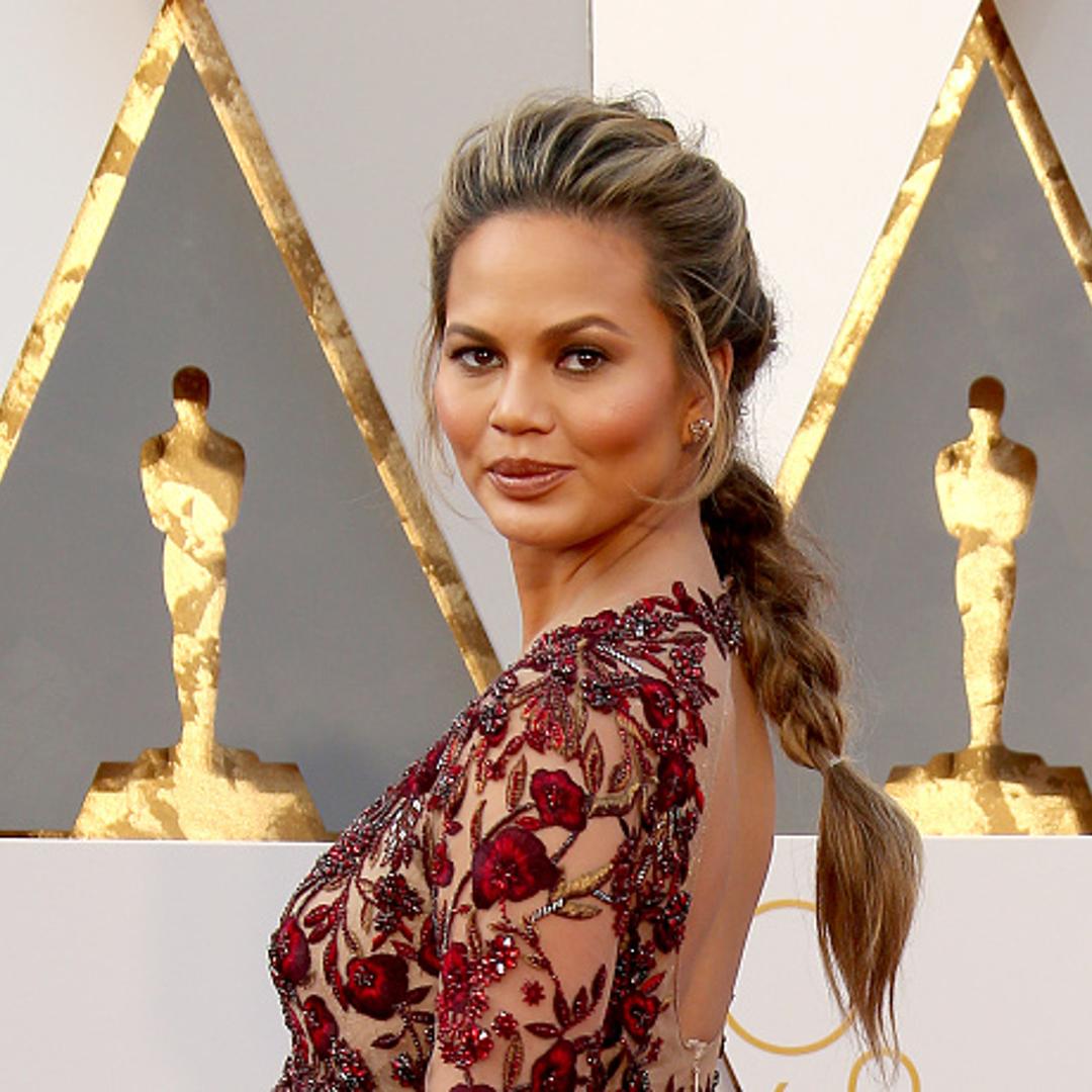Model Chrissy Teigen attends the 88th Annual Academy Awards at Hollywood & Highland Center on February 28, 2016 in Hollywood, California.