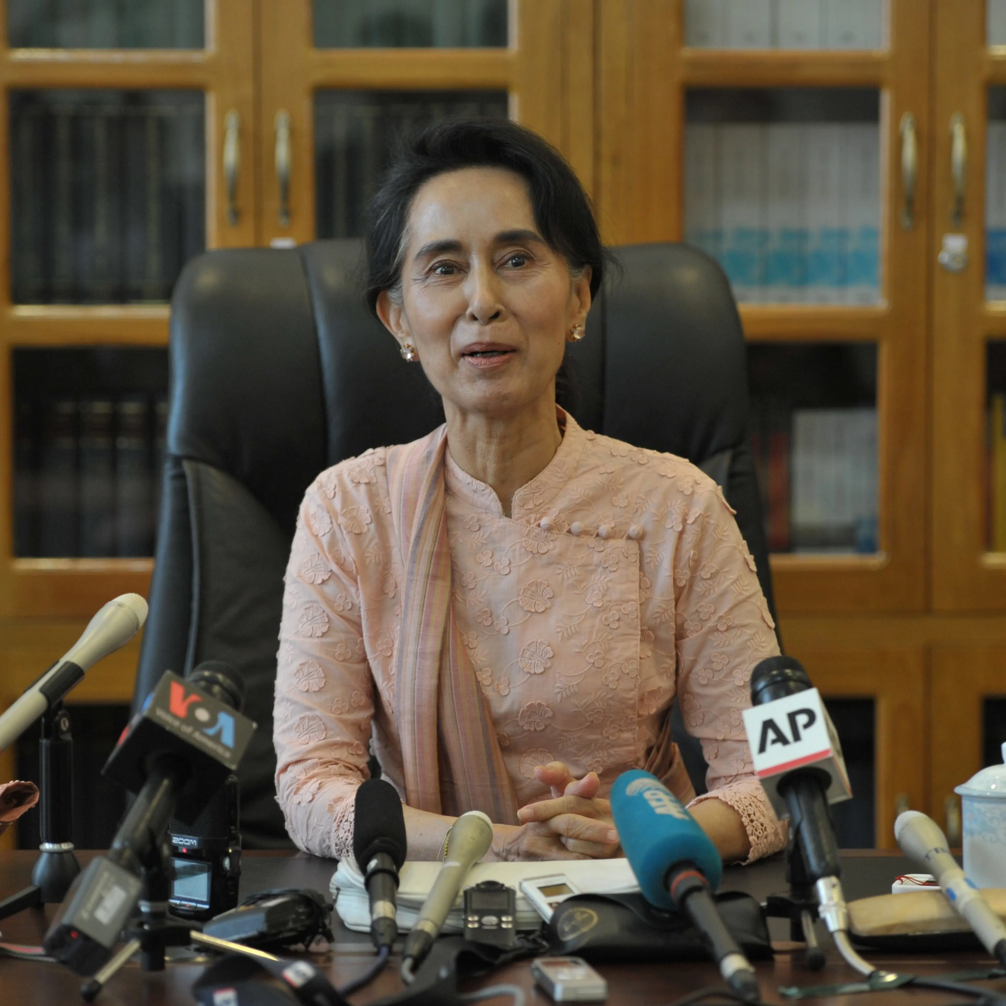 MYANMAR-POLITICS-SUU KYI
