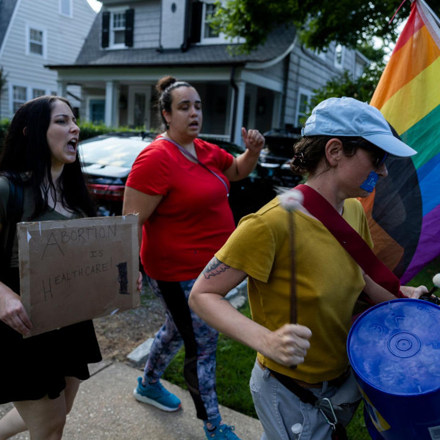 Abortion Rights Activists Protest Outside Justices’ Homes