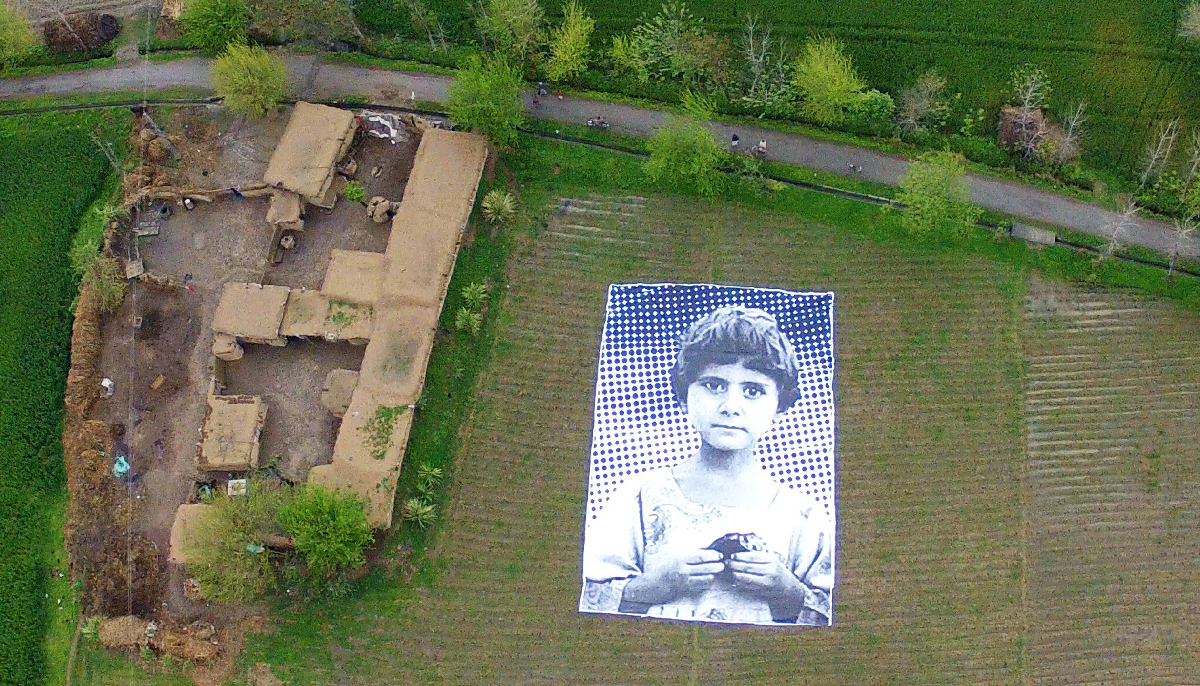 TOPSHOTS-PAKISTAN-FRANCE-UNREST-DRONES-ART