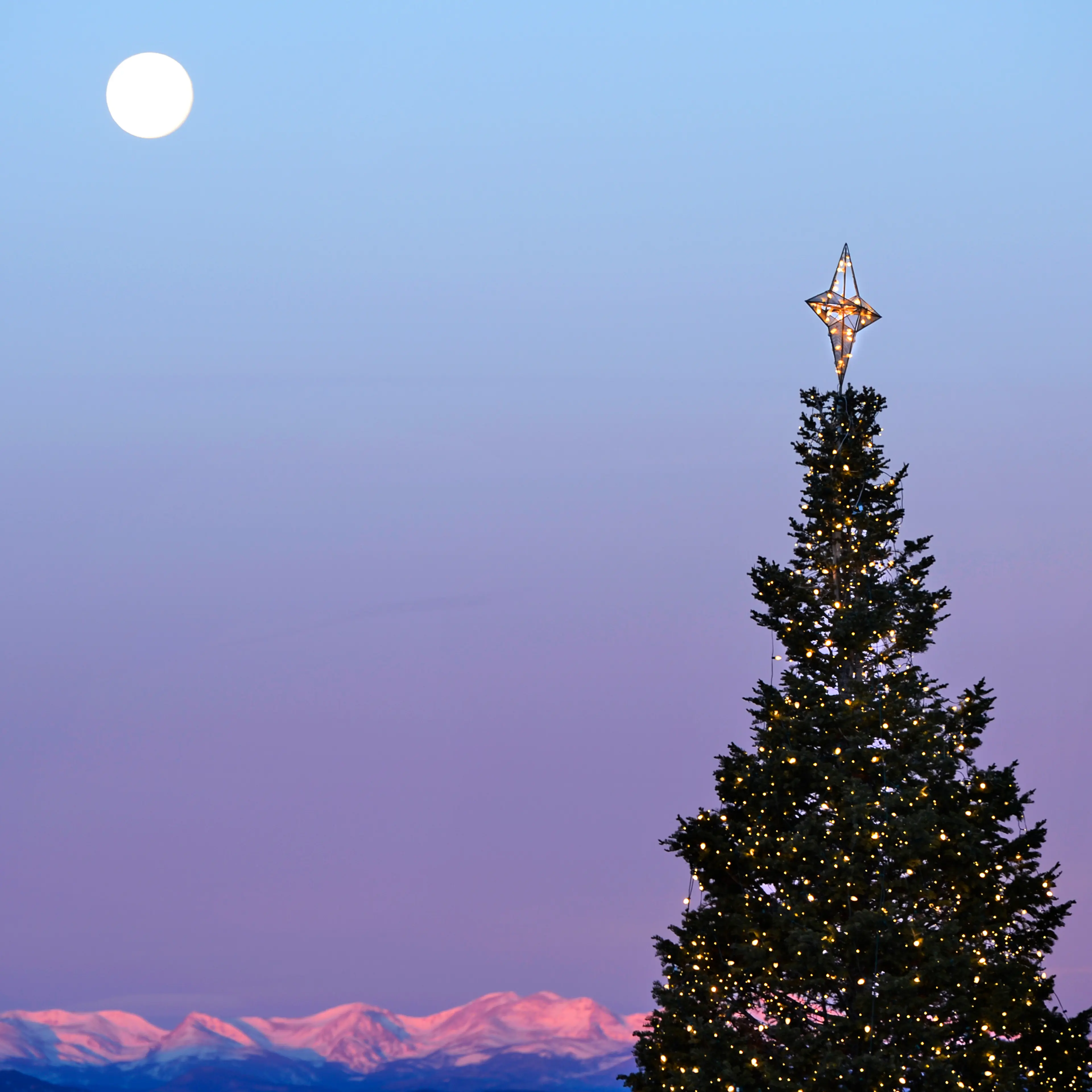 A full moon will light up the night sky on Christmas for the first time since 1977.
