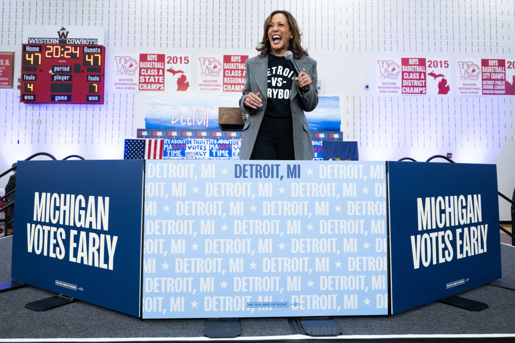US-VOTE-POLITICS-HARRIS