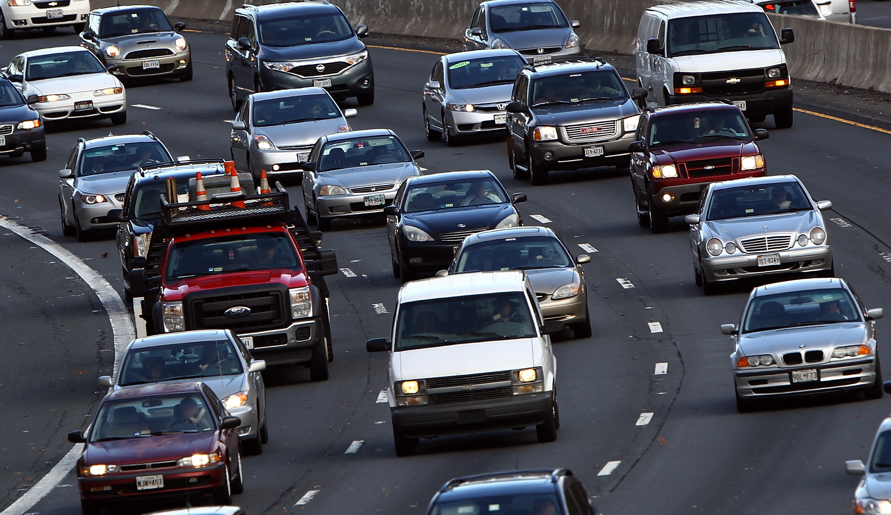 Holiday Travel Gets Underway Ahead Of Thanksgiving Weekend