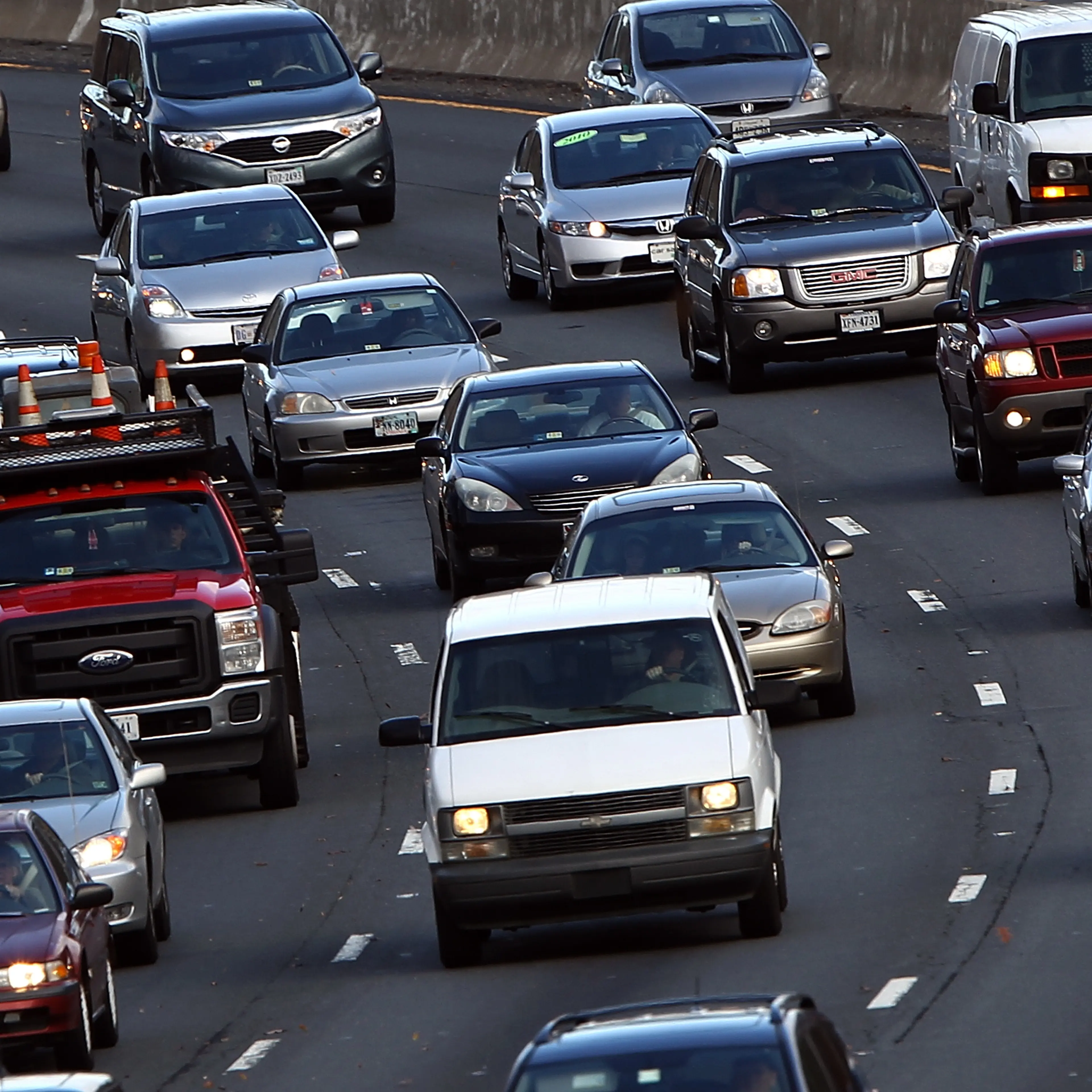 Holiday Travel Gets Underway Ahead Of Thanksgiving Weekend