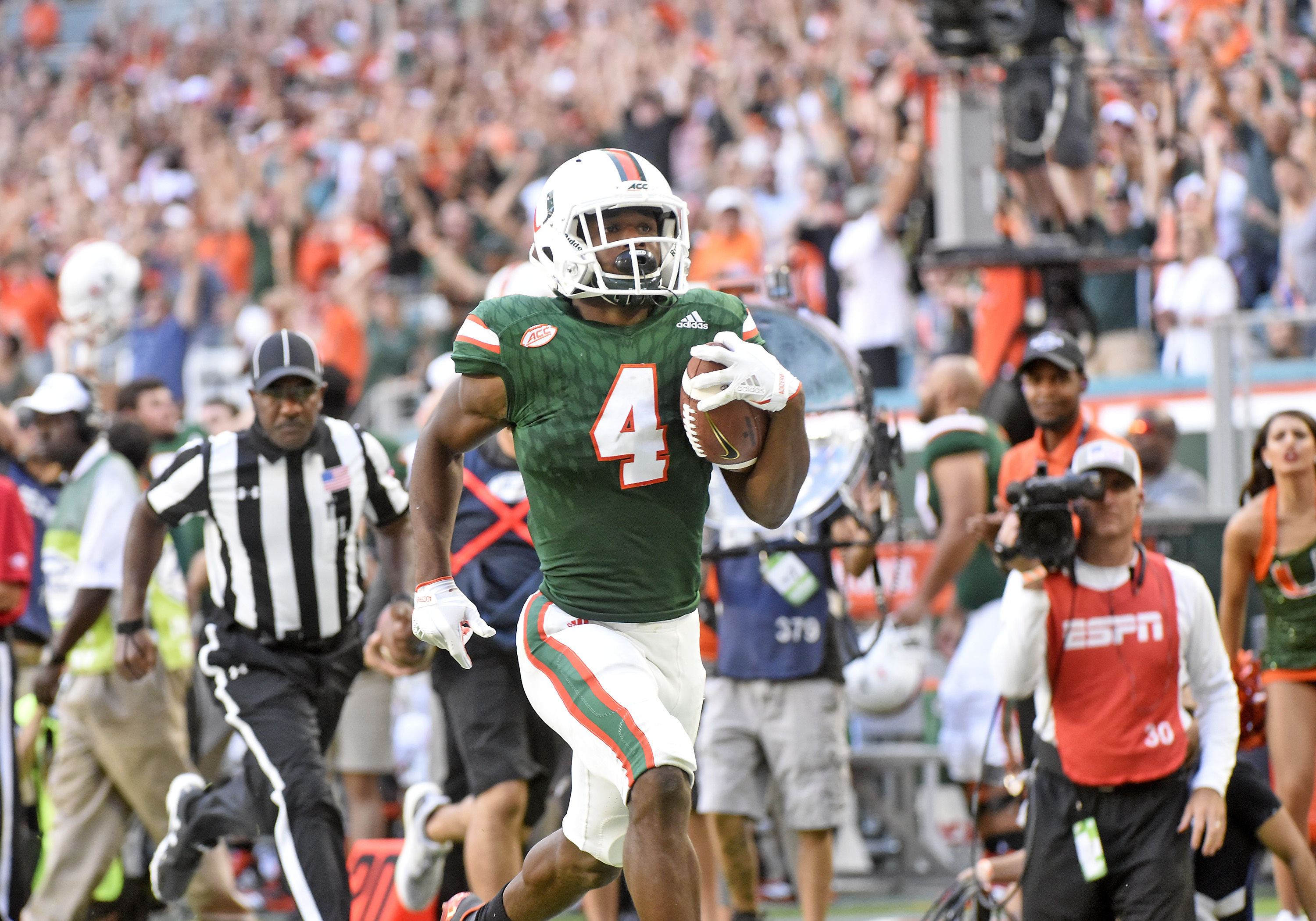 COLLEGE FOOTBALL: NOV 18 Virginia at Miami