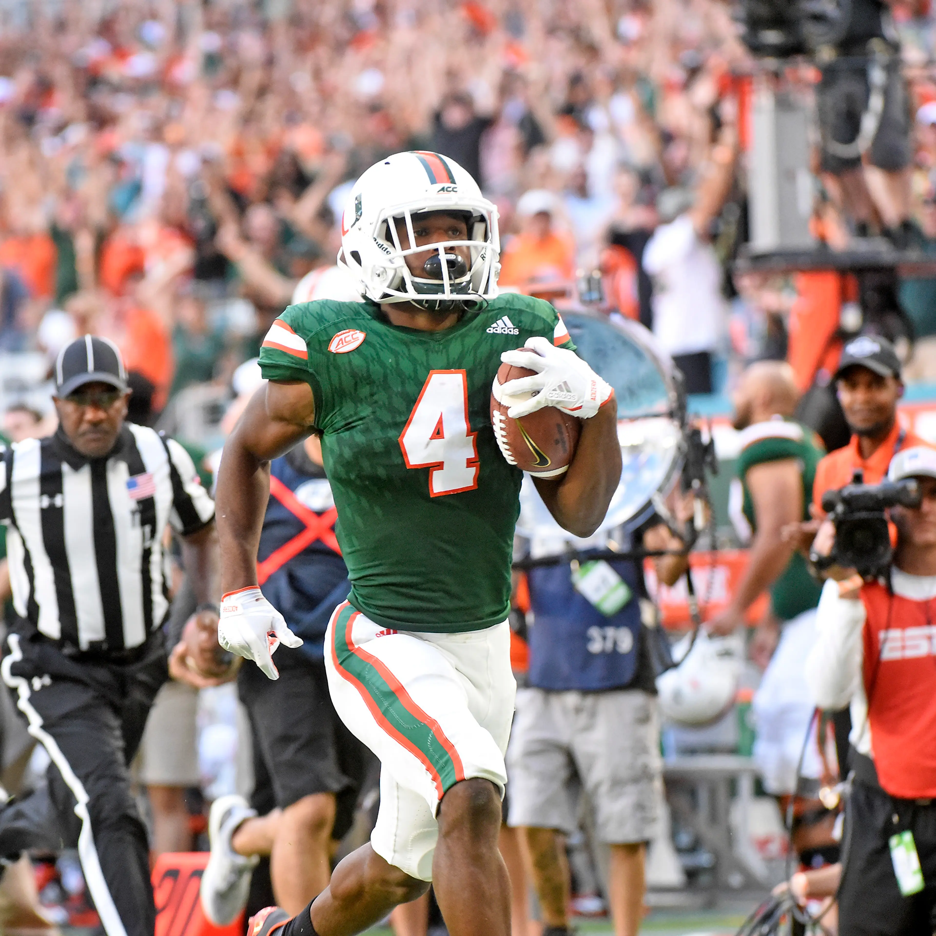 COLLEGE FOOTBALL: NOV 18 Virginia at Miami