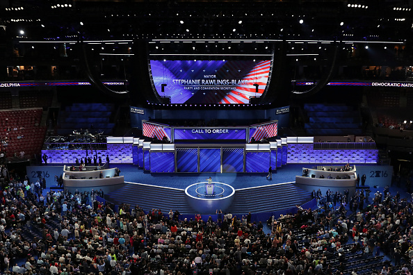 Baltimore Mayor Stephanie Rawlings-Blake bangs the gavel calling to order the first day of the Democratic National Convention at the Wells Fargo Center, July 25, 2016 in Philadelphia, Pennsylvania.